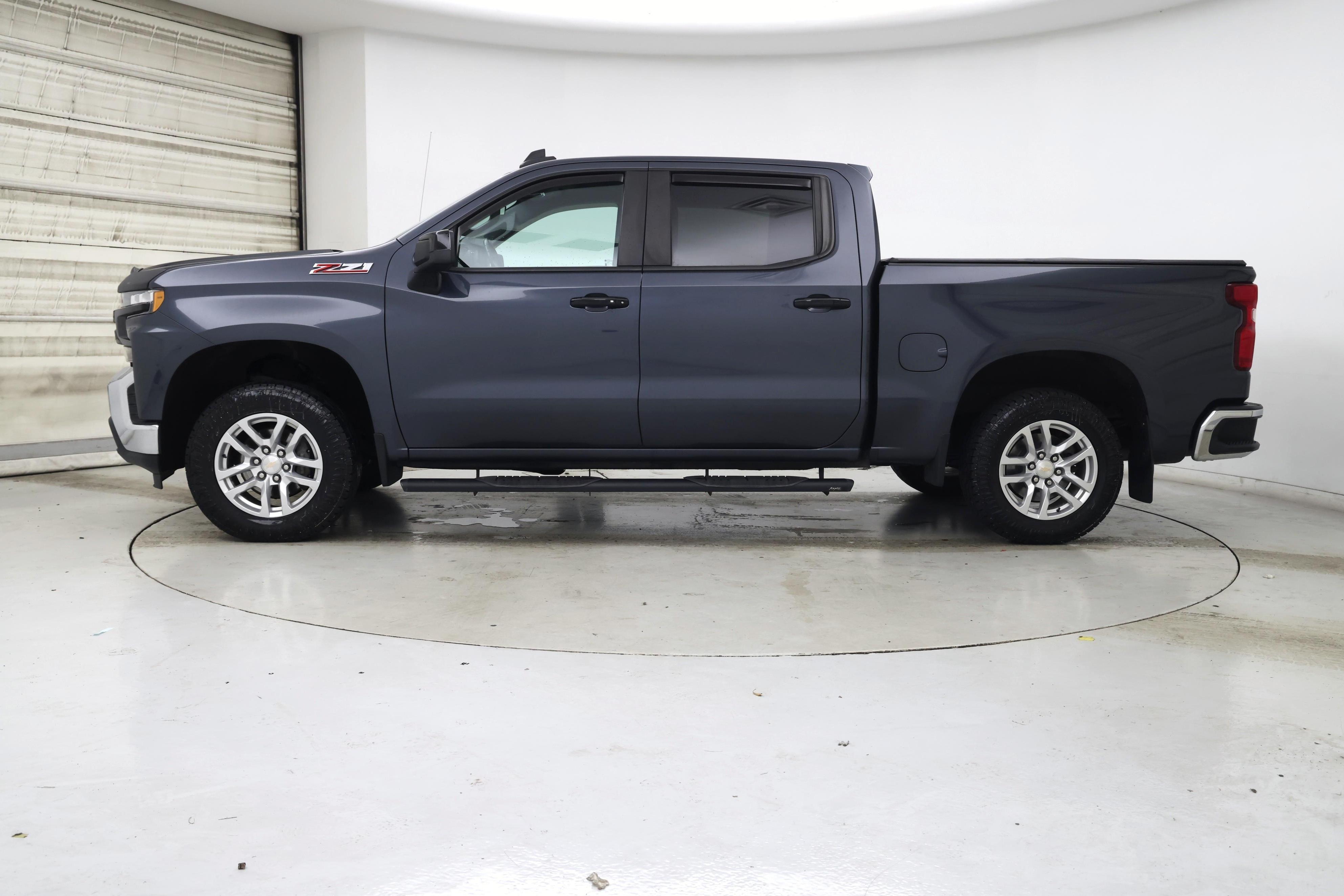 Thumbnail: 2022 Chevrolet Silverado 1500 - 3