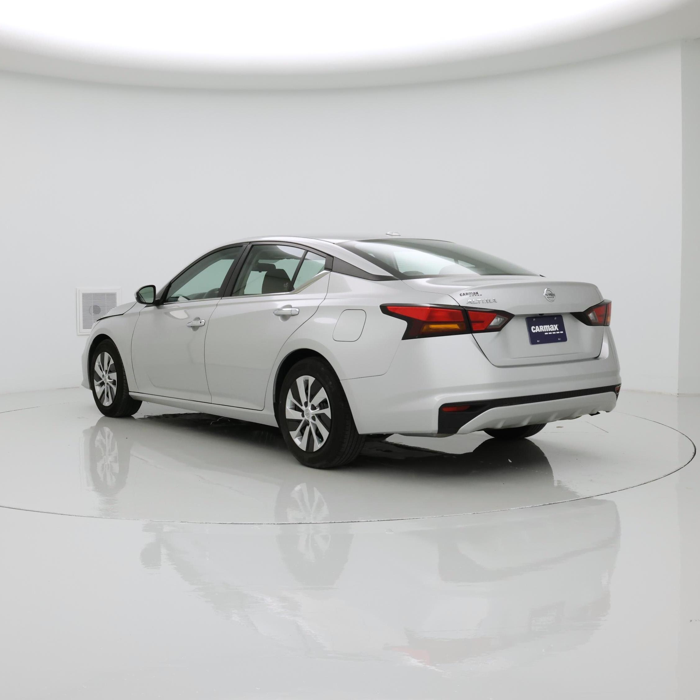 Thumbnail: 2020 Nissan Altima - 2