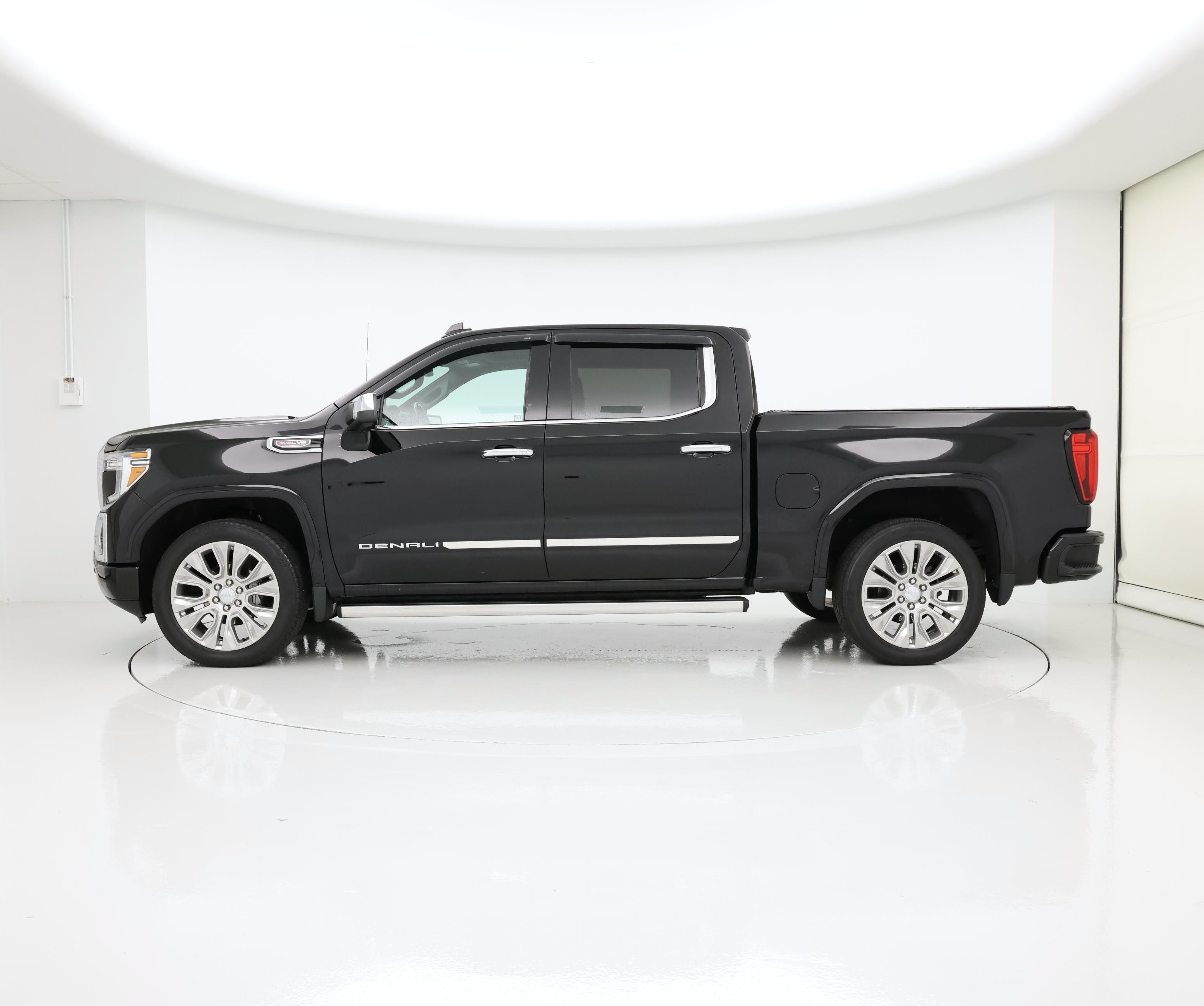 Thumbnail: 2022 GMC Sierra 1500 - 3