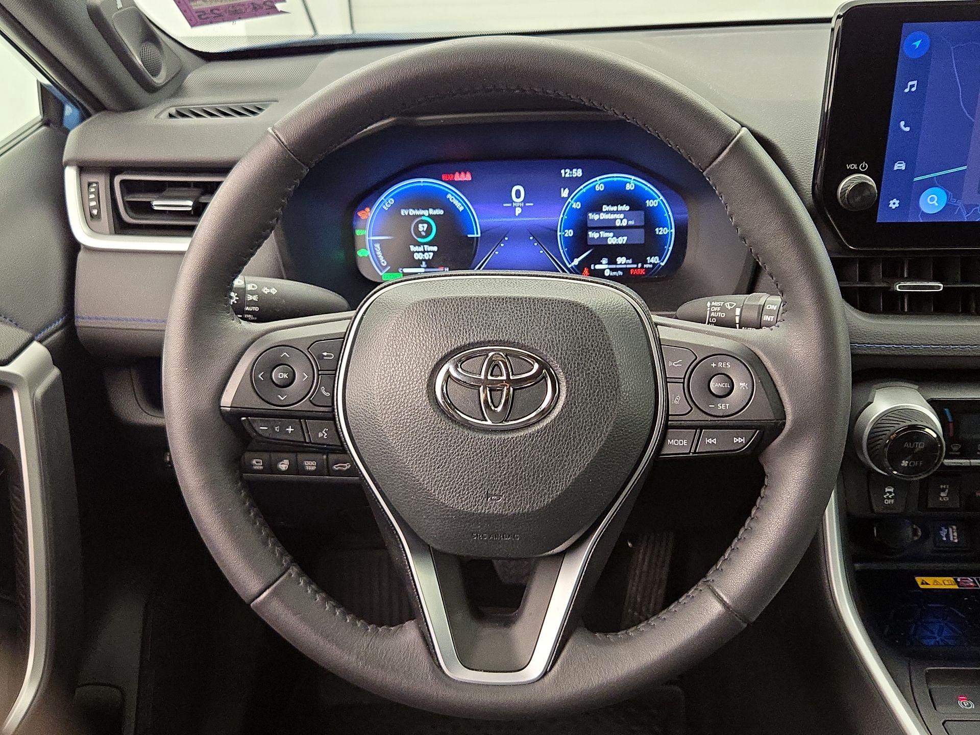 Thumbnail: 2023 Toyota RAV4 - 10