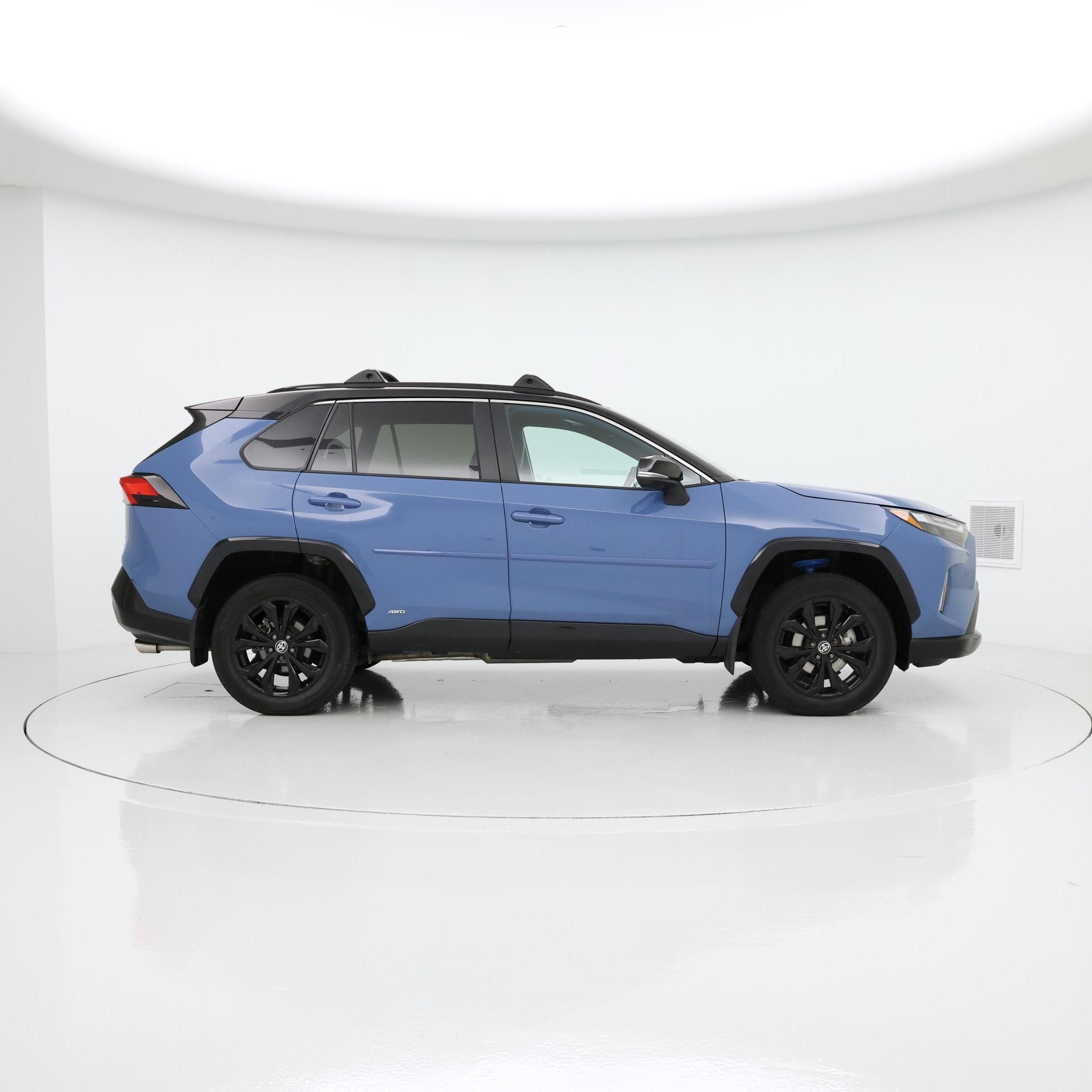 Thumbnail: 2023 Toyota RAV4 - 7