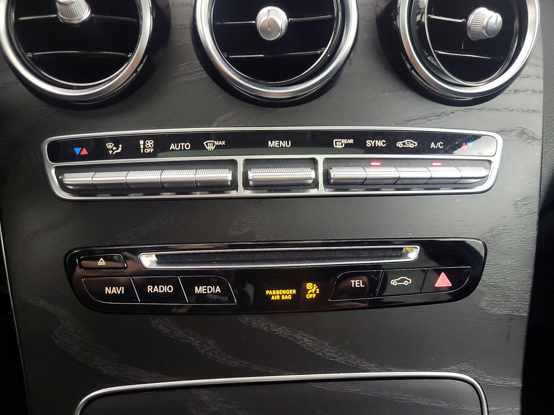 Thumbnail: 2019 Mercedes-Benz GLC - 16