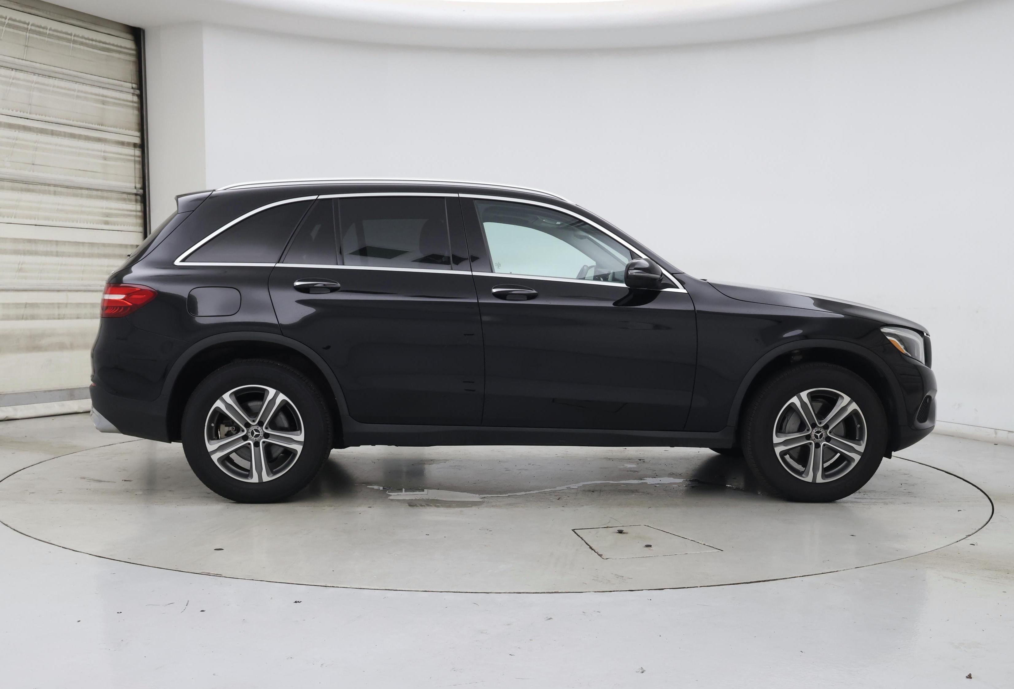 Thumbnail: 2019 Mercedes-Benz GLC - 7