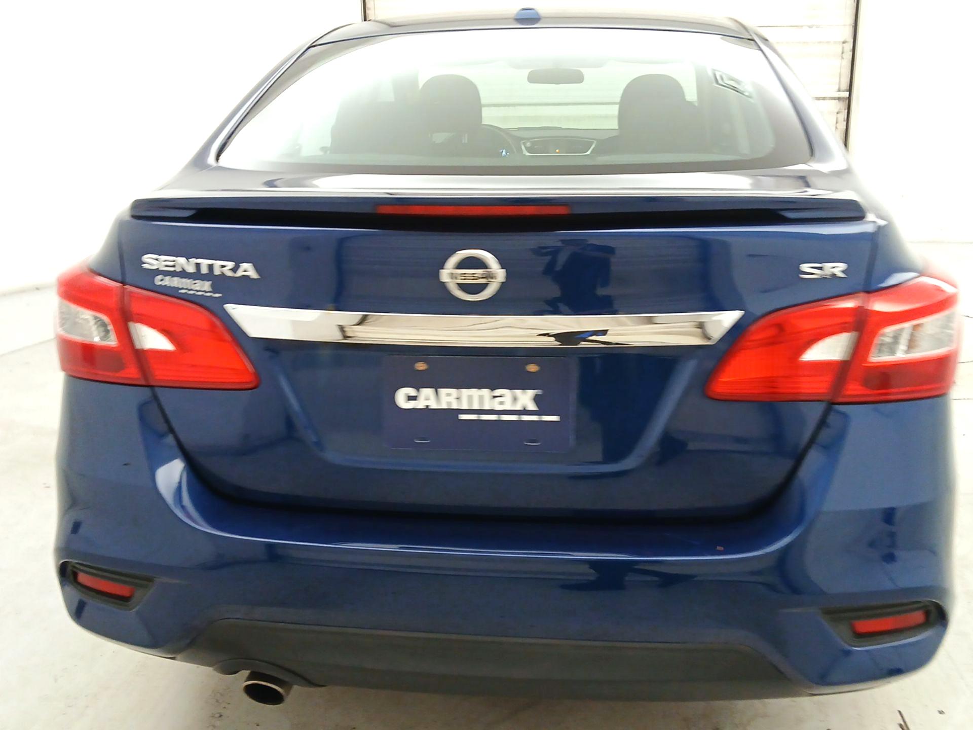Thumbnail: 2016 Nissan Sentra - 6