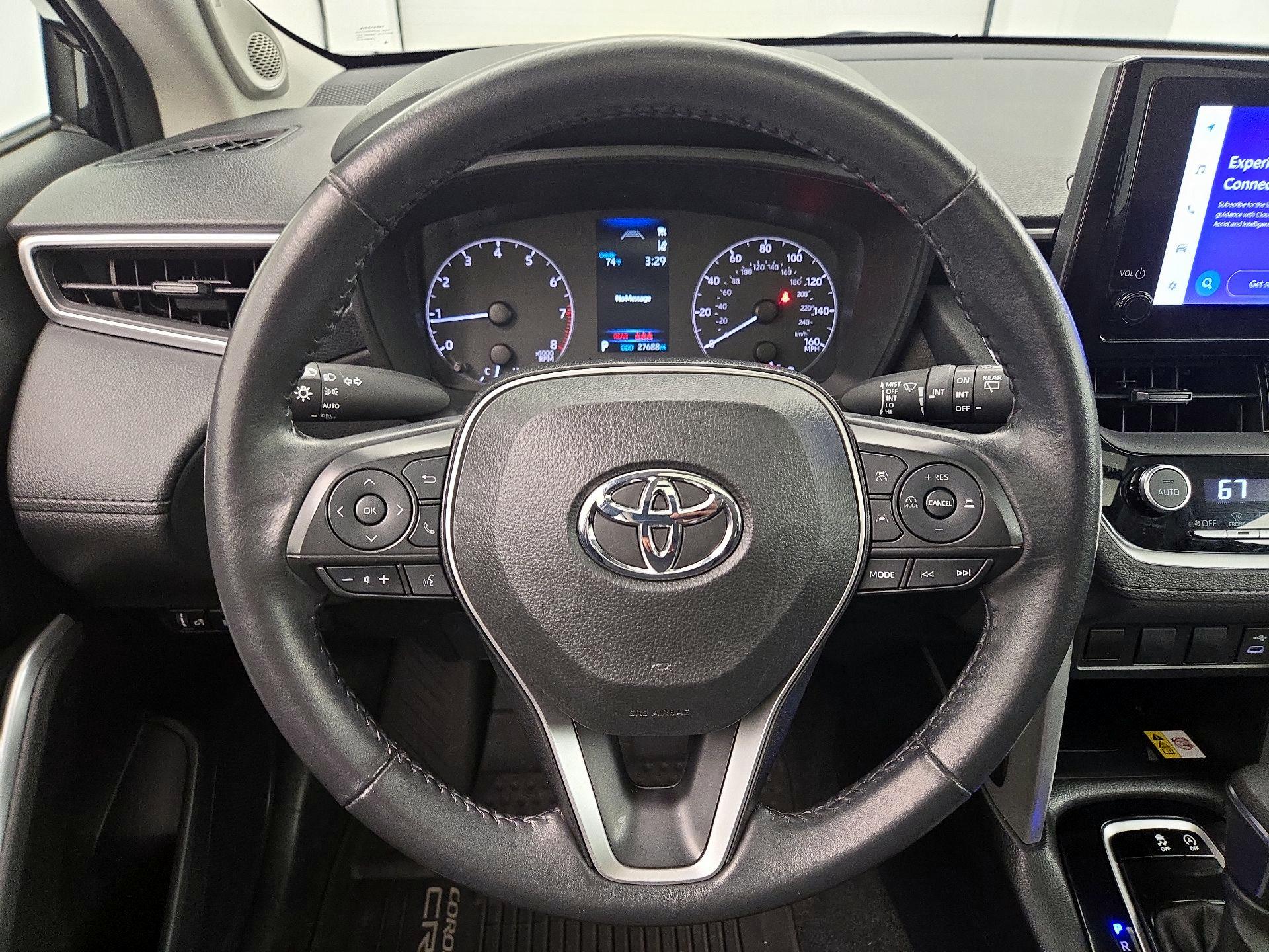 Thumbnail: 2023 Toyota Corolla Cross - 10