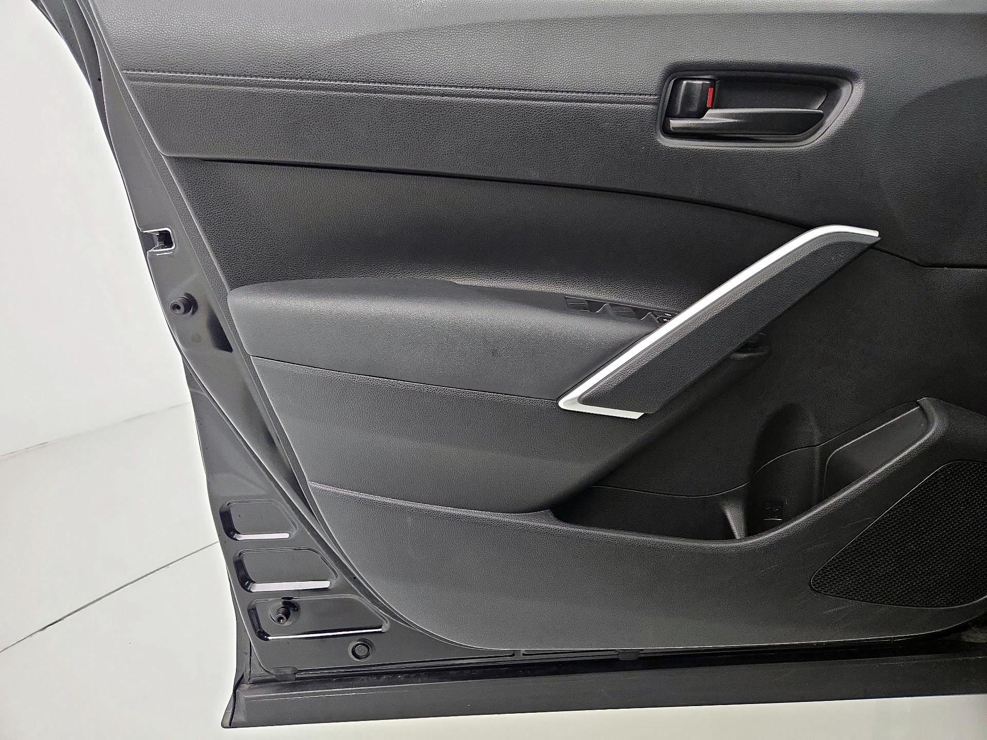 Thumbnail: 2023 Toyota Corolla Cross - 12