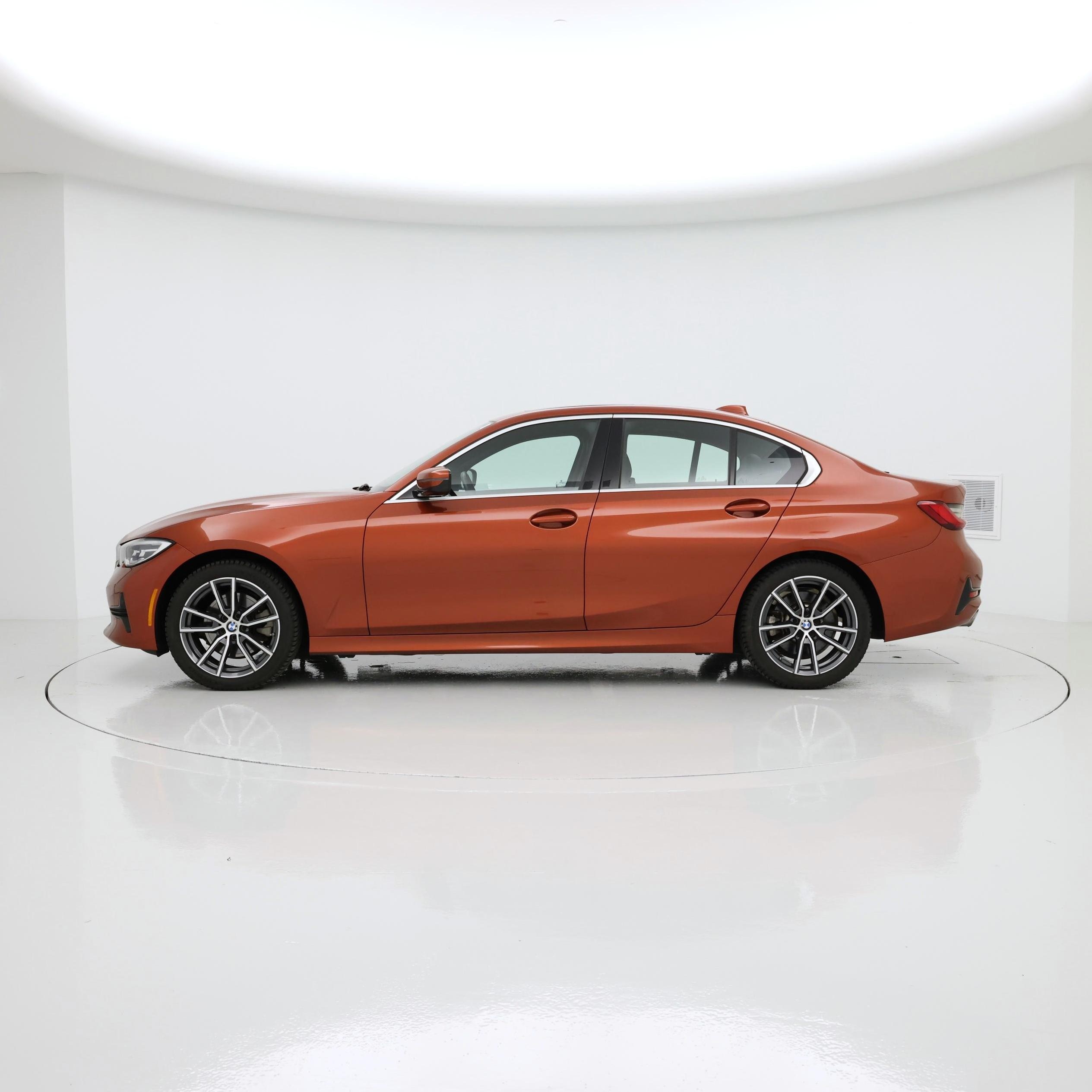 Thumbnail: 2021 BMW 3 Series - 3