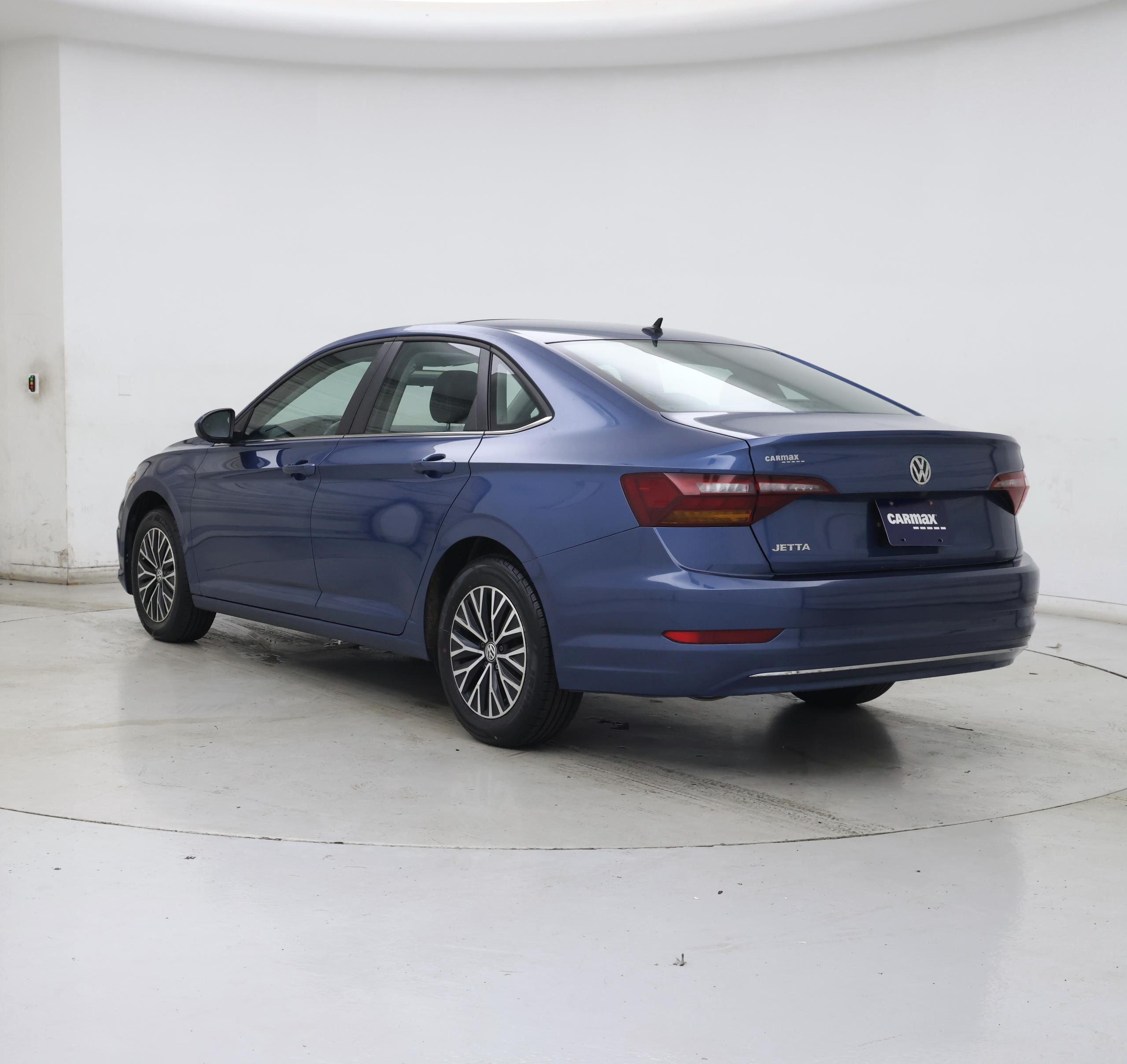 Thumbnail: 2019 Volkswagen Jetta - 2