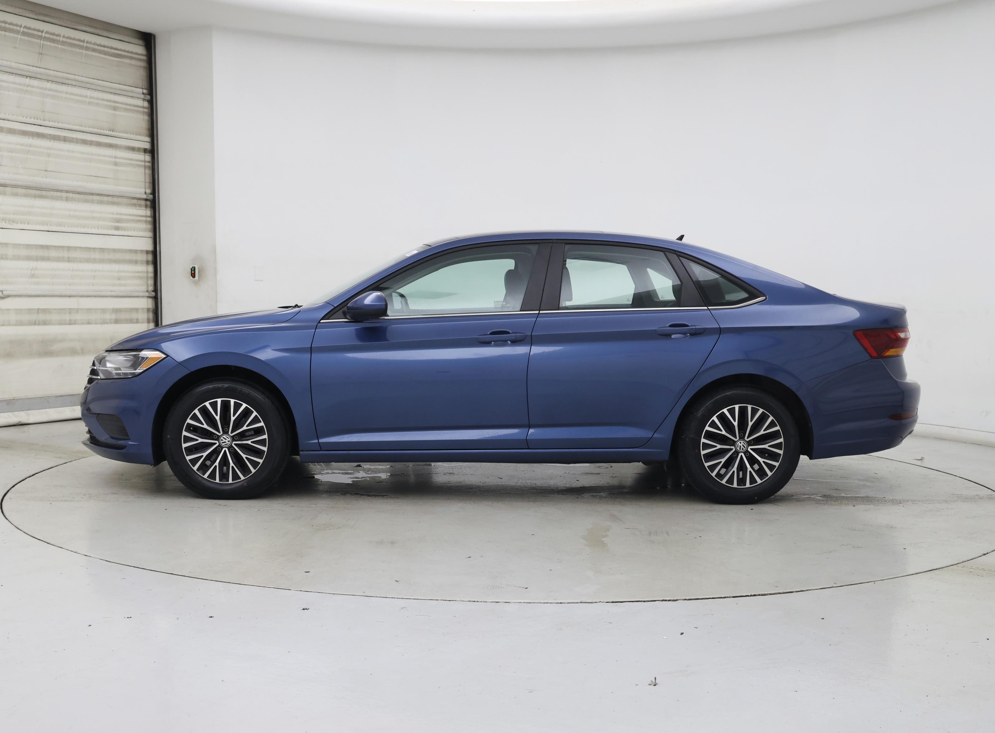 Thumbnail: 2019 Volkswagen Jetta - 3
