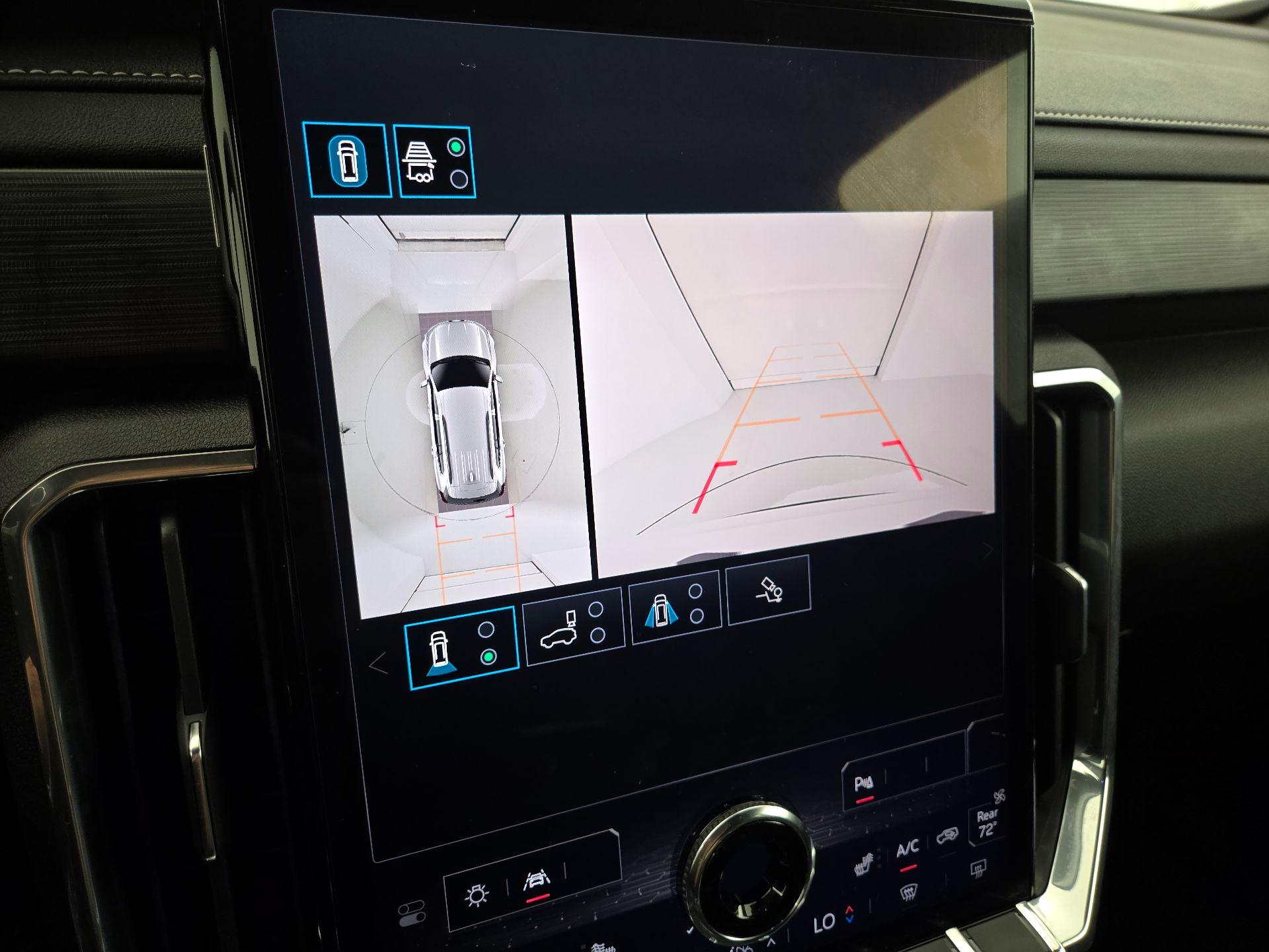 Thumbnail: 2024 GMC Acadia - 14