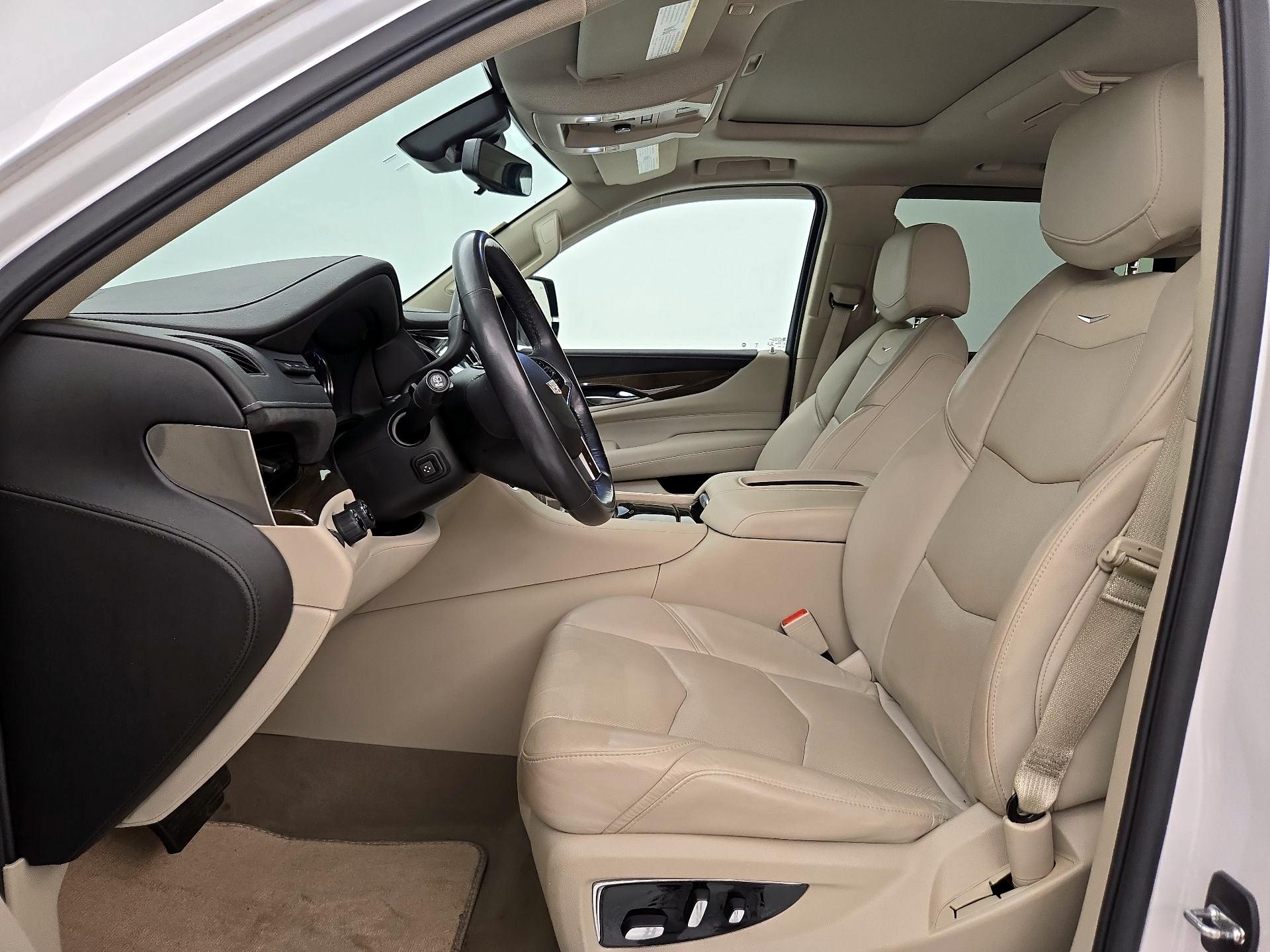 Thumbnail: 2020 Cadillac Escalade - 11