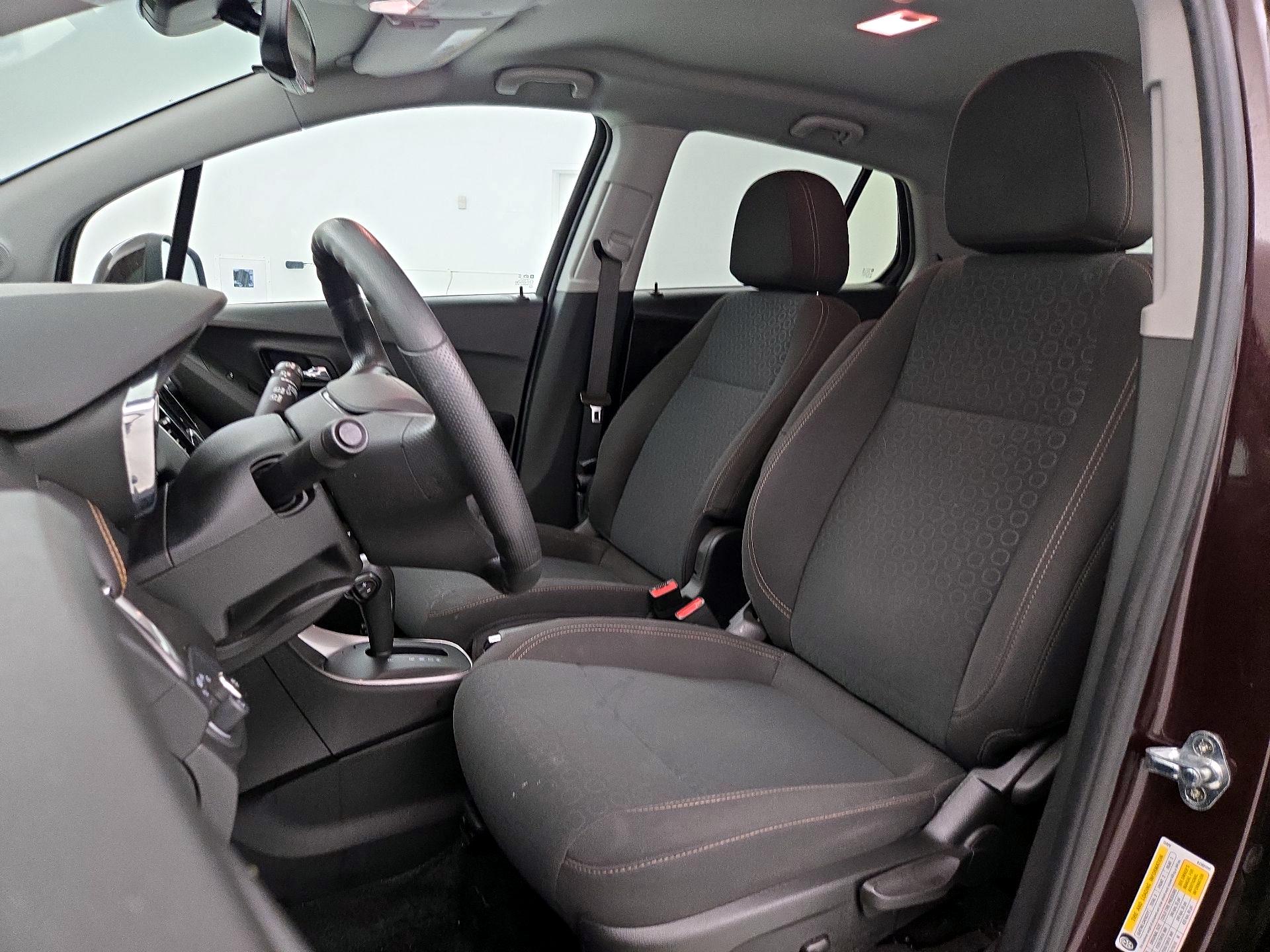 Thumbnail: 2021 Chevrolet Trax - 11