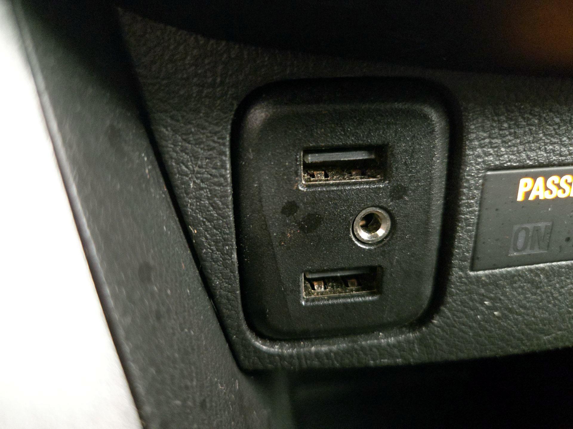 Thumbnail: 2021 Chevrolet Trax - 18