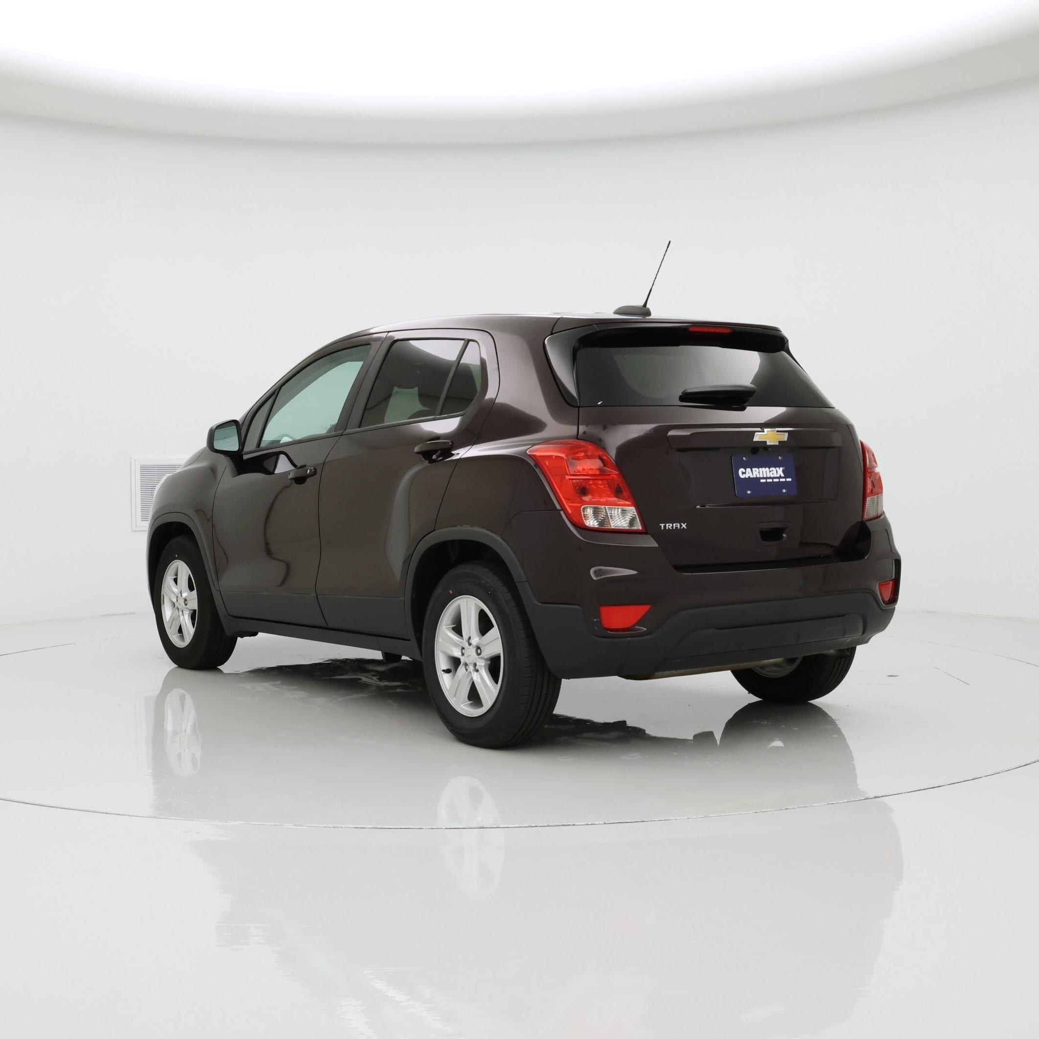 Thumbnail: 2021 Chevrolet Trax - 2