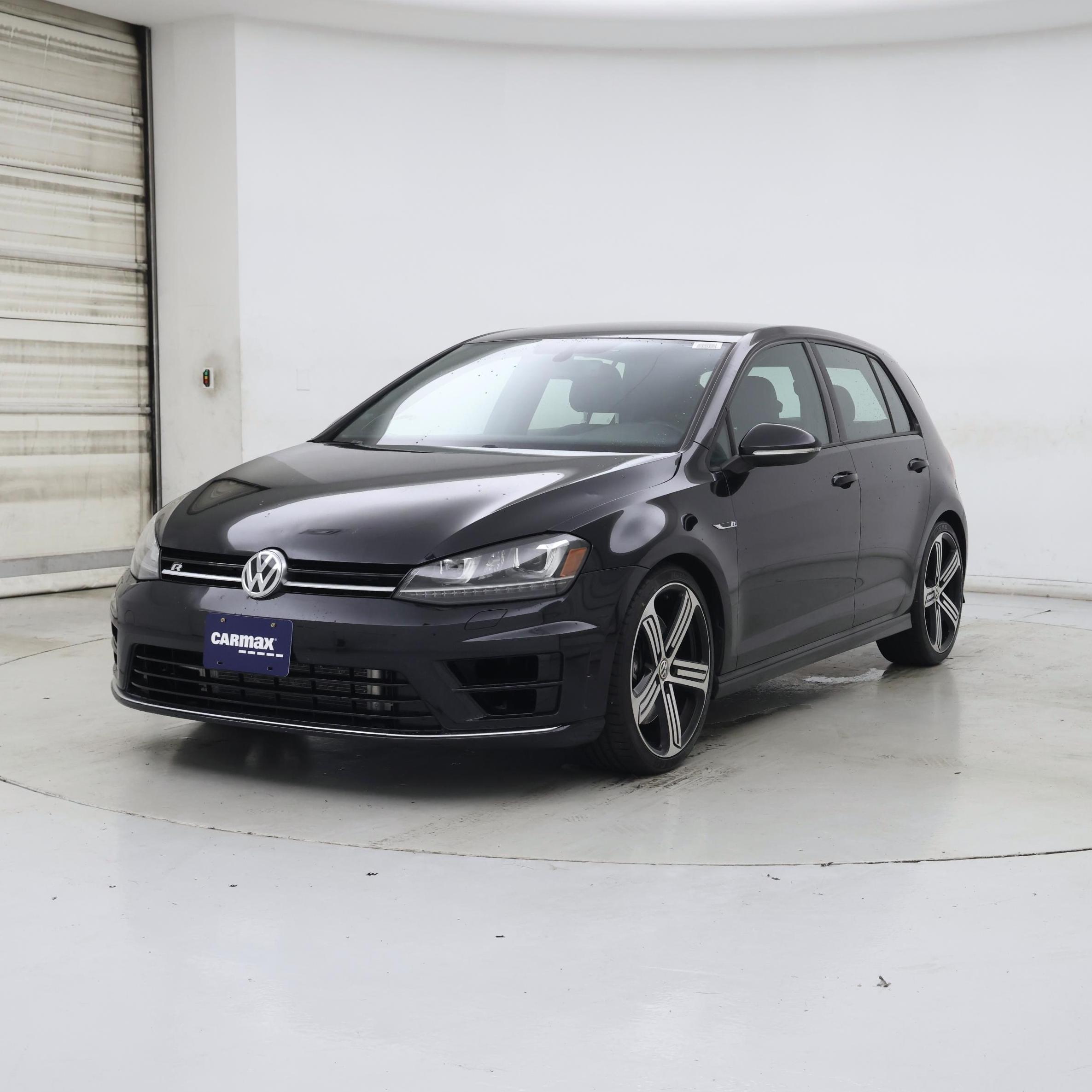 Thumbnail: 2016 Volkswagen Golf - 4