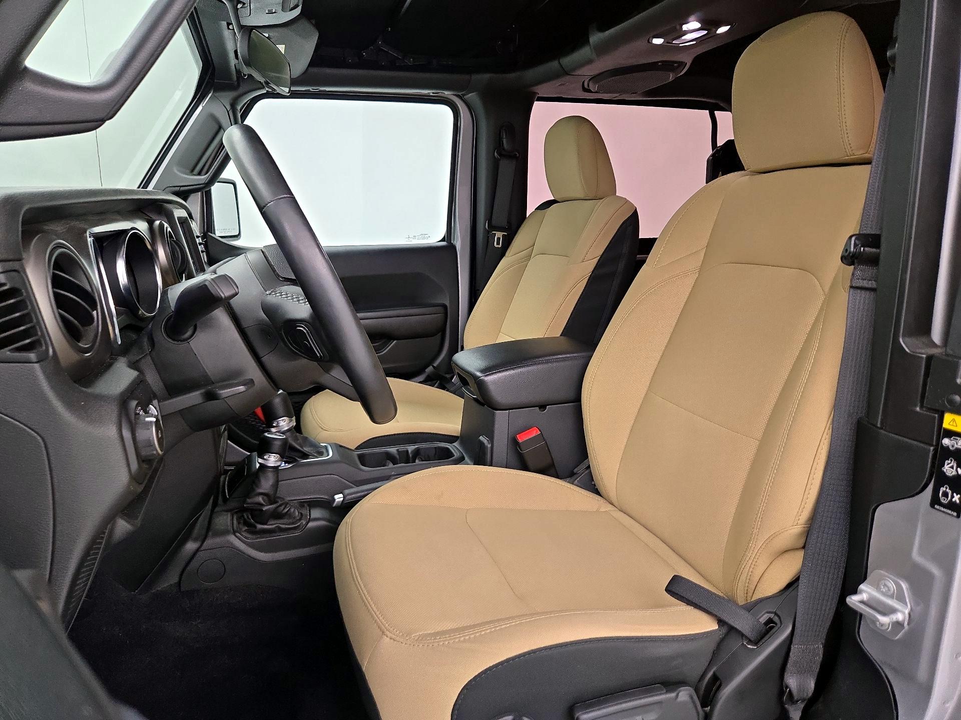 Thumbnail: 2021 Jeep Wrangler - 11