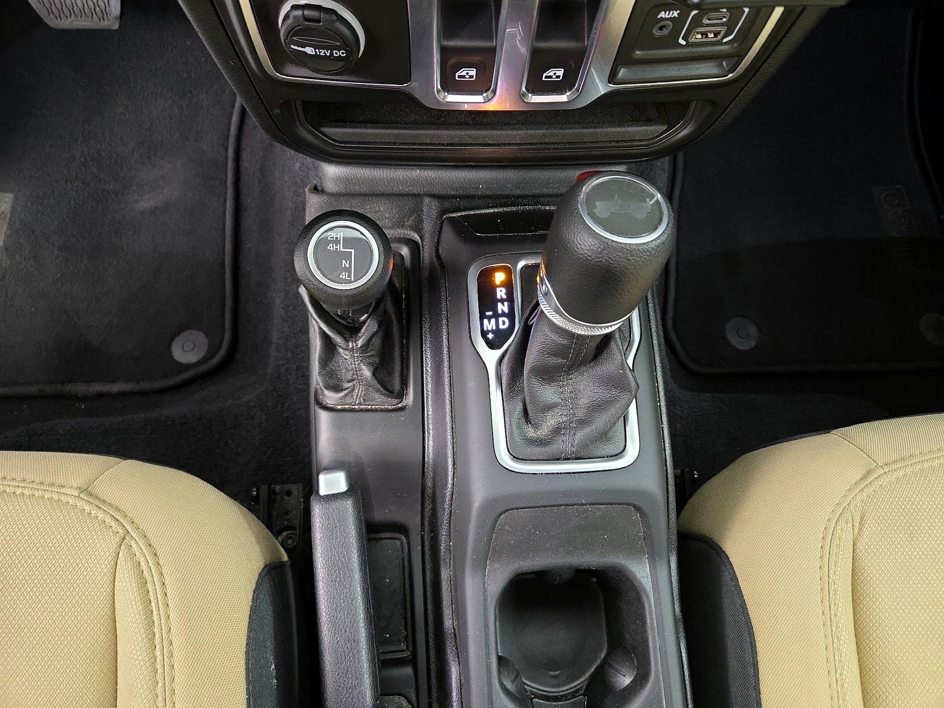 Thumbnail: 2021 Jeep Wrangler - 17