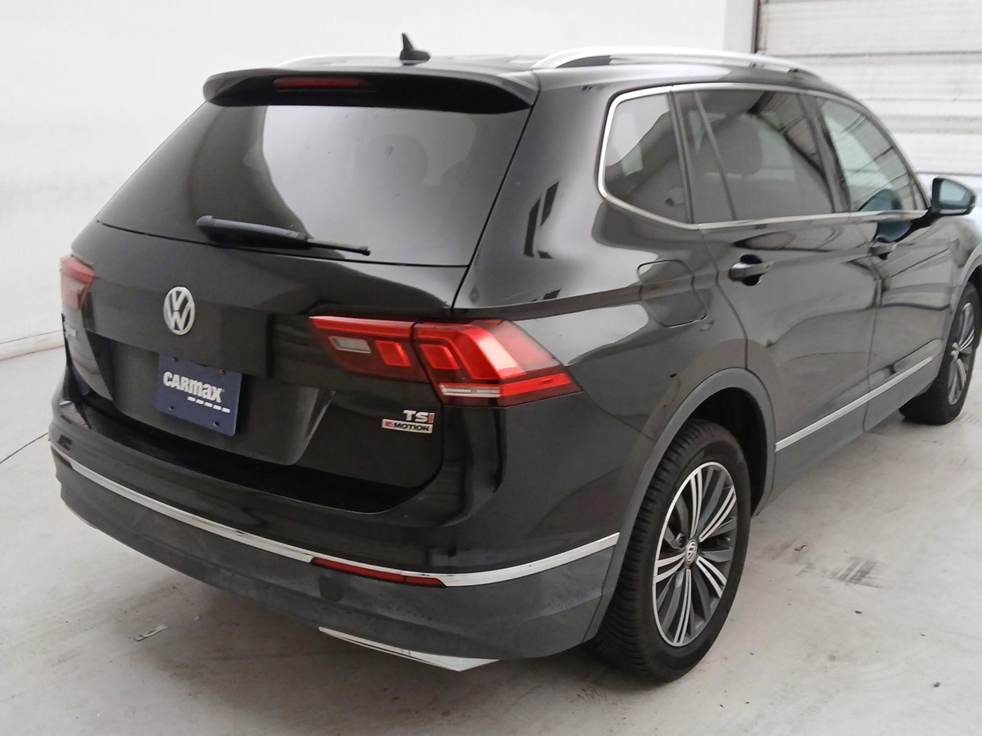 Thumbnail: 2018 Volkswagen Tiguan - 5