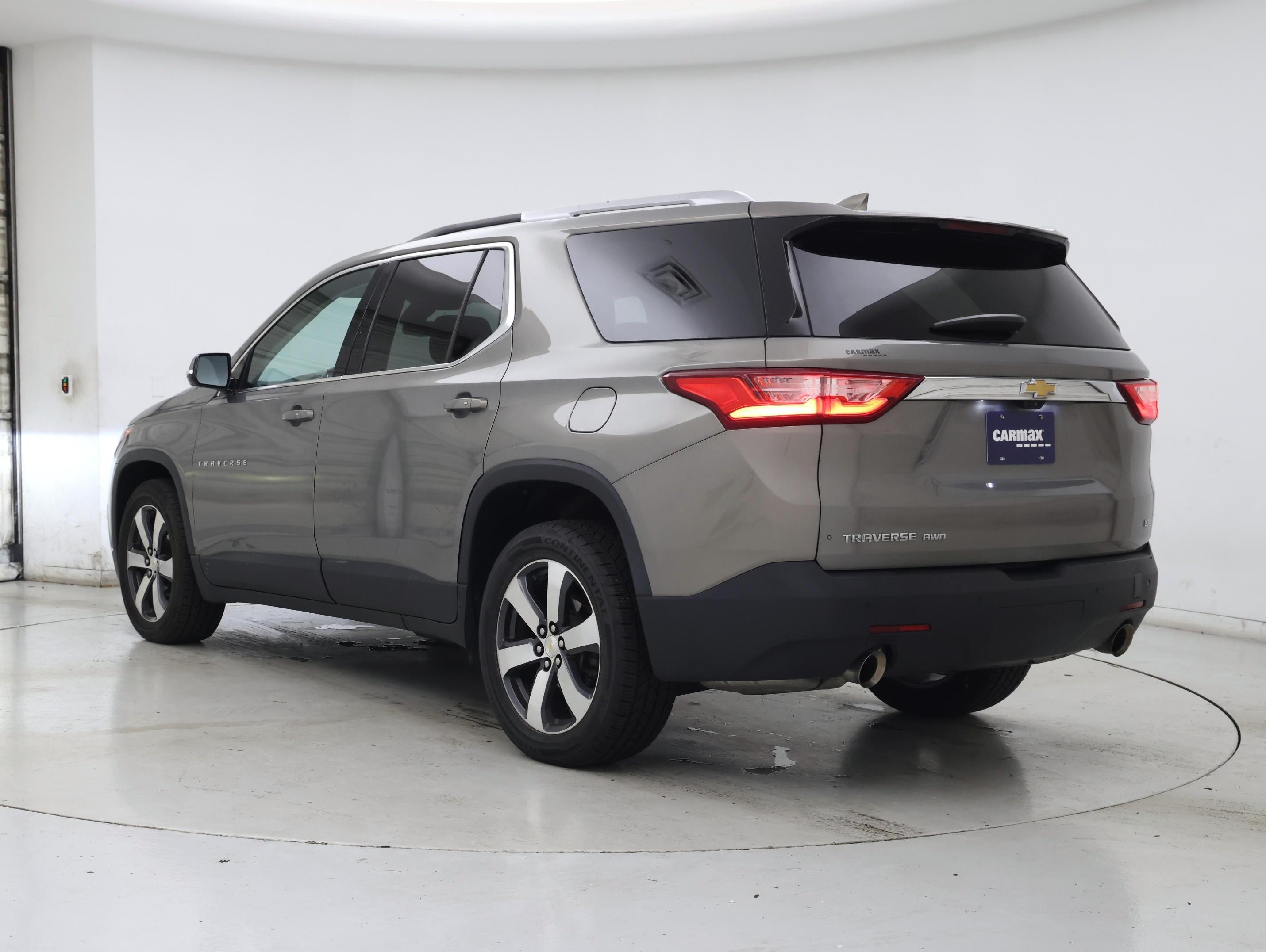 Thumbnail: 2018 Chevrolet Traverse - 2