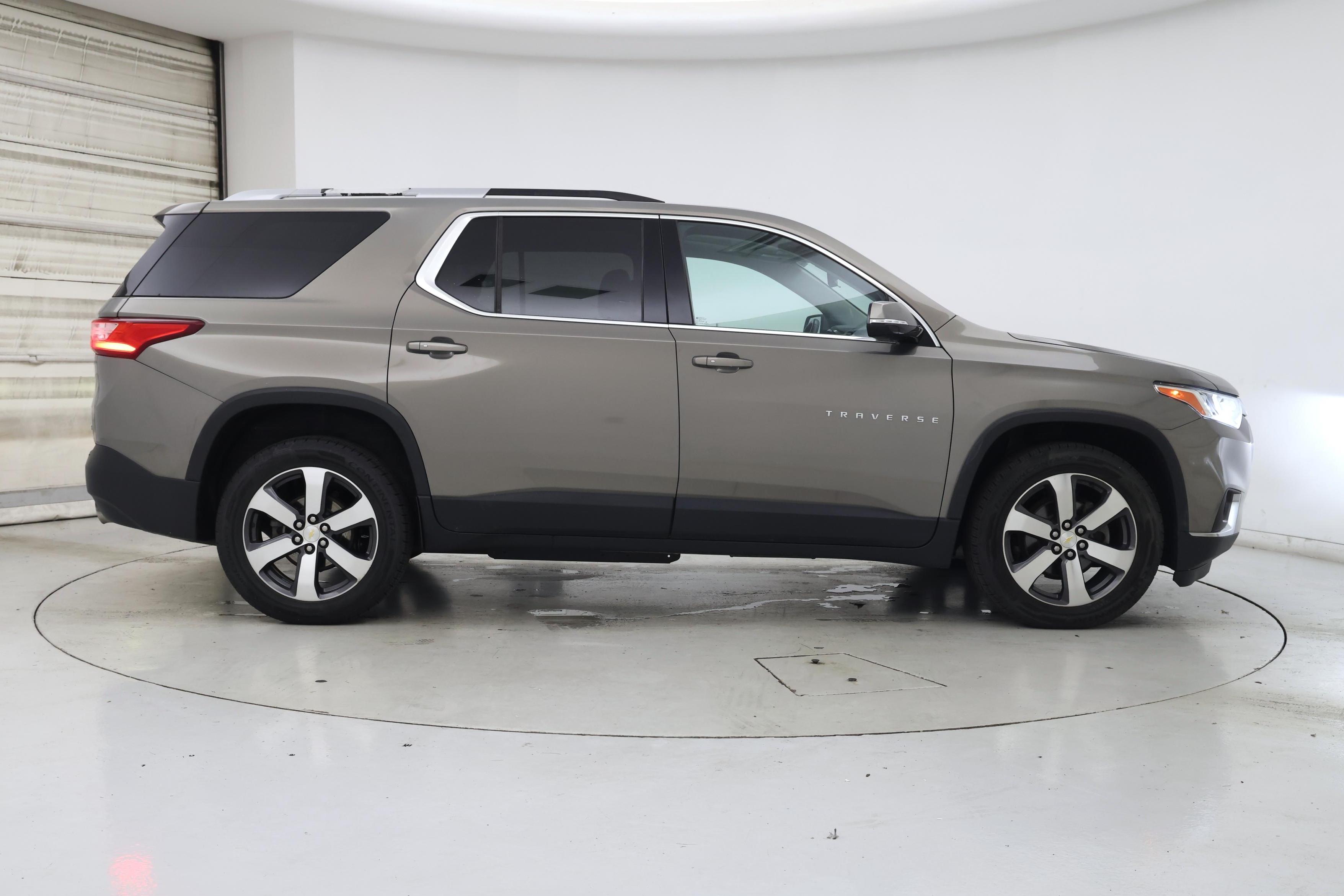 Thumbnail: 2018 Chevrolet Traverse - 7