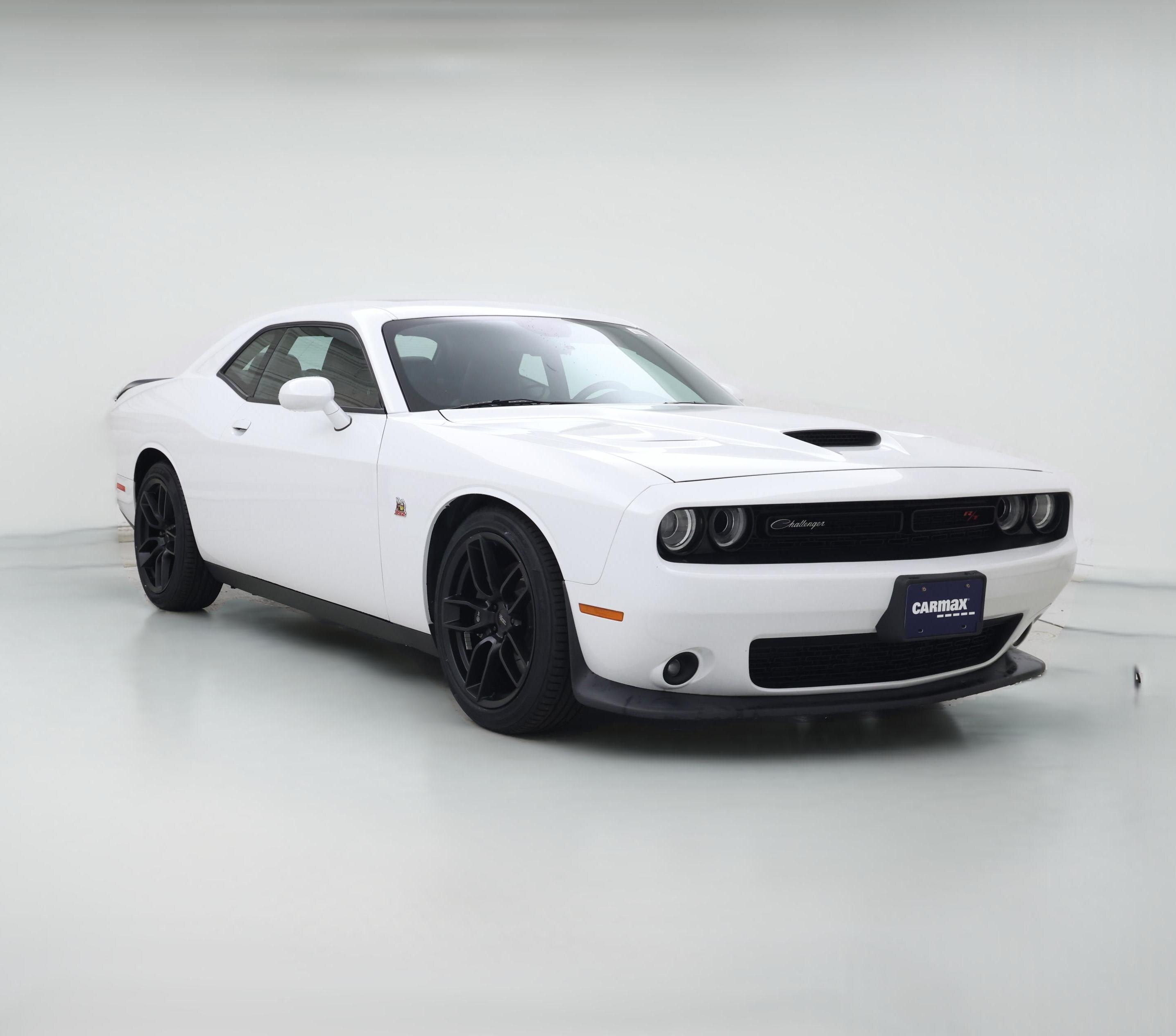 Thumbnail: 2019 Dodge Challenger - 1