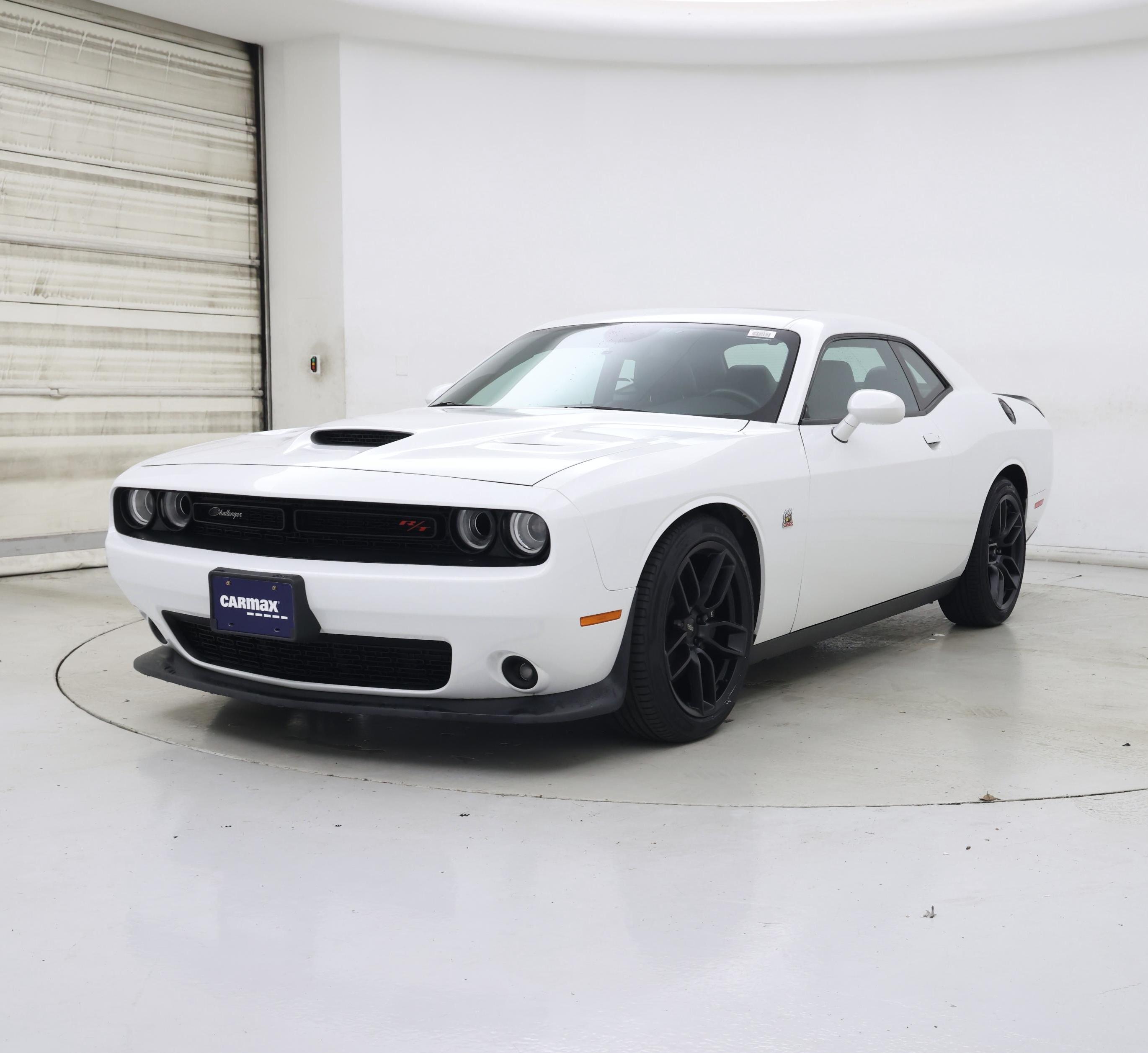 Thumbnail: 2019 Dodge Challenger - 4