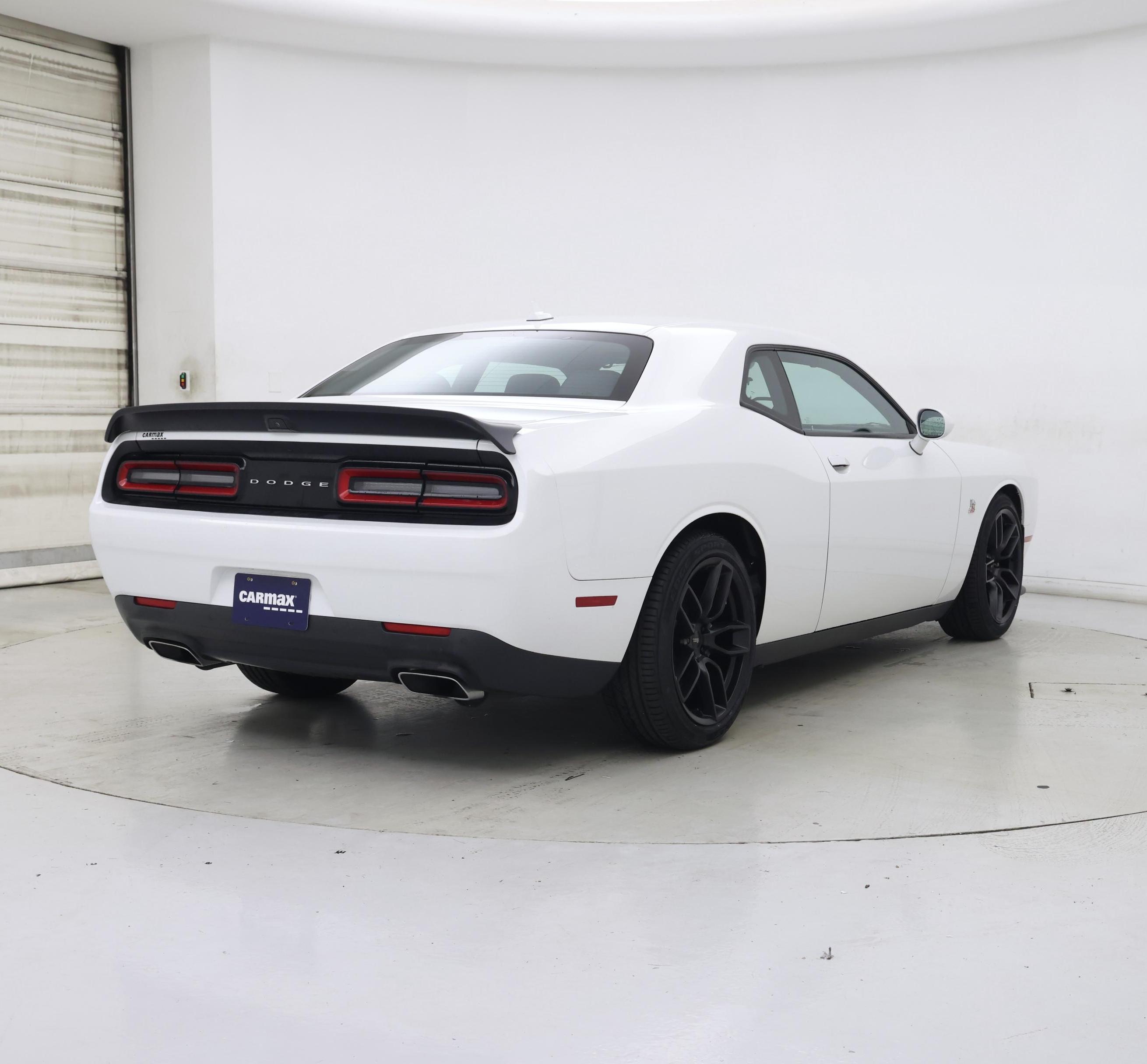 Thumbnail: 2019 Dodge Challenger - 8