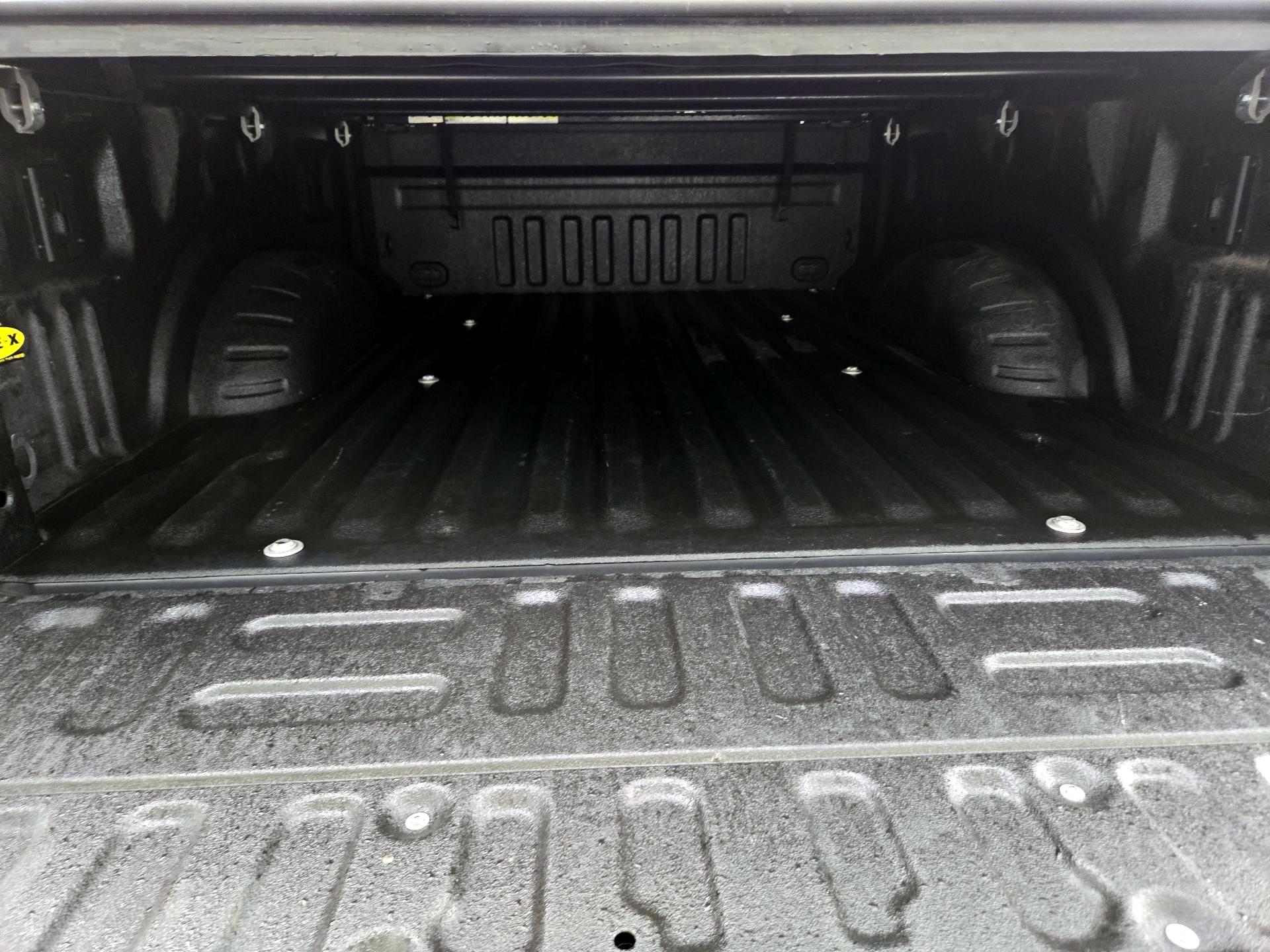 Thumbnail: 2022 Ford F-250 - 20