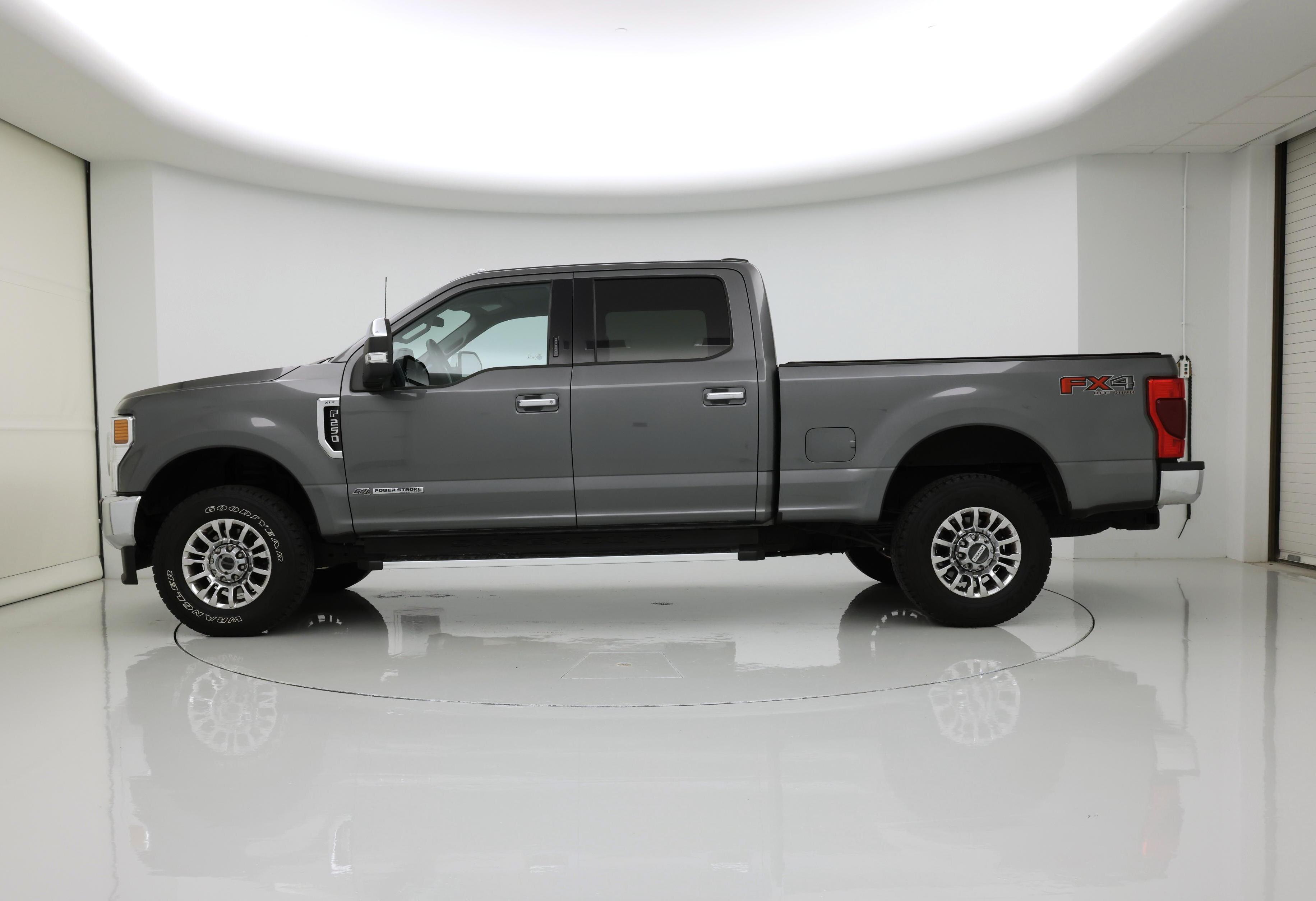 Thumbnail: 2022 Ford F-250 - 3