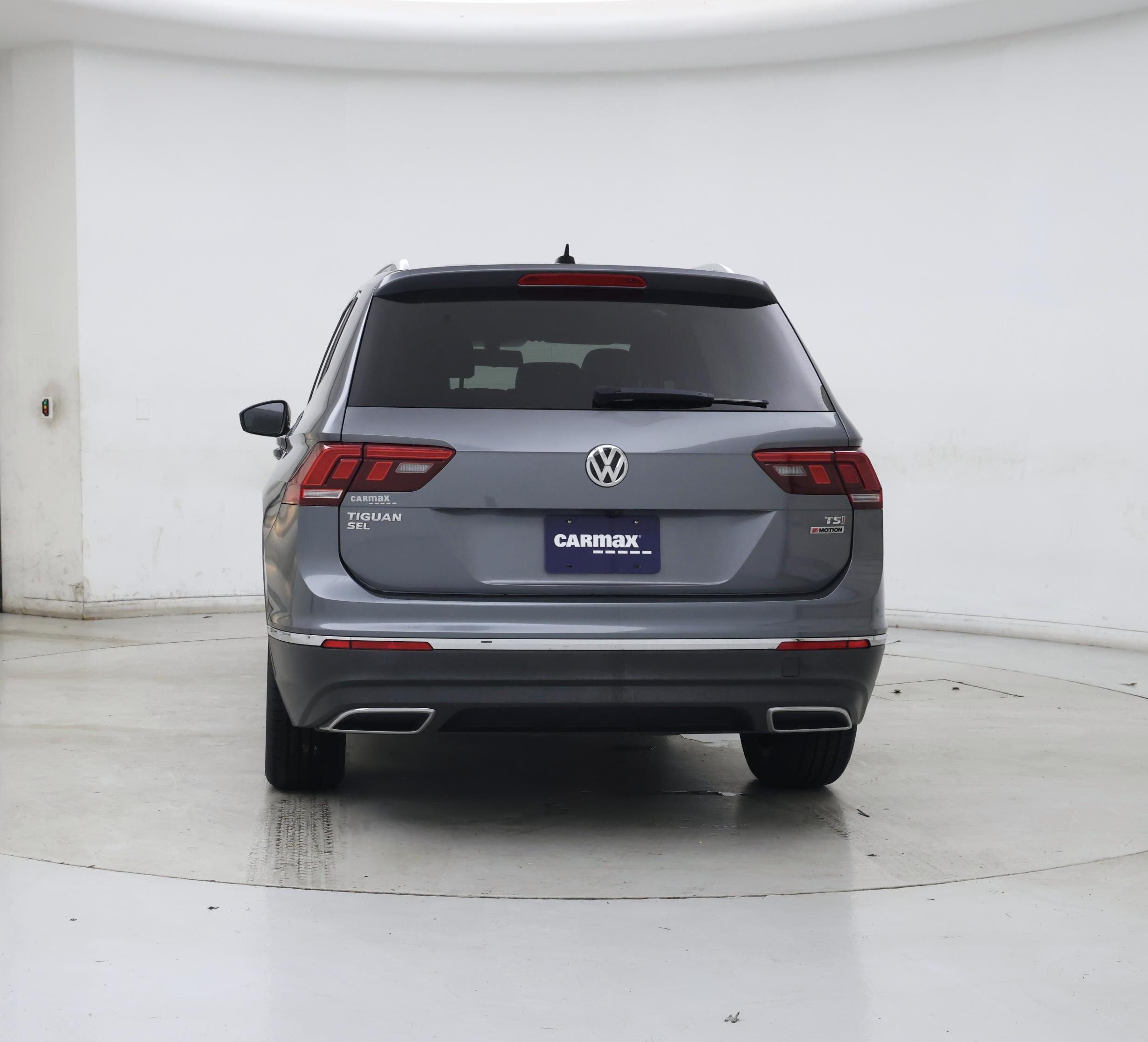Thumbnail: 2018 Volkswagen Tiguan - 6