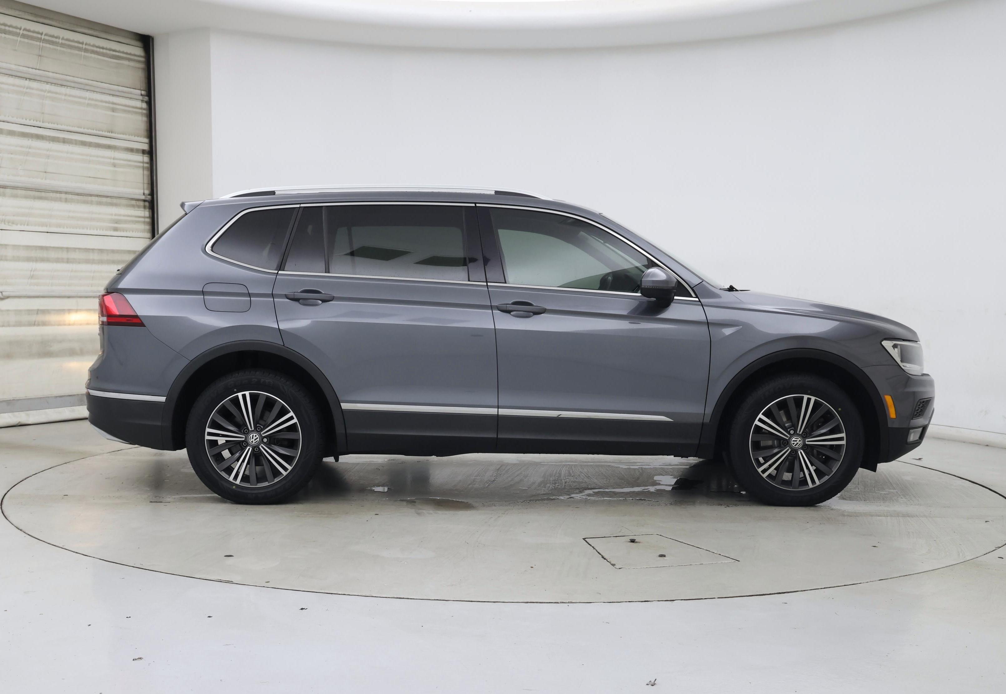 Thumbnail: 2018 Volkswagen Tiguan - 7