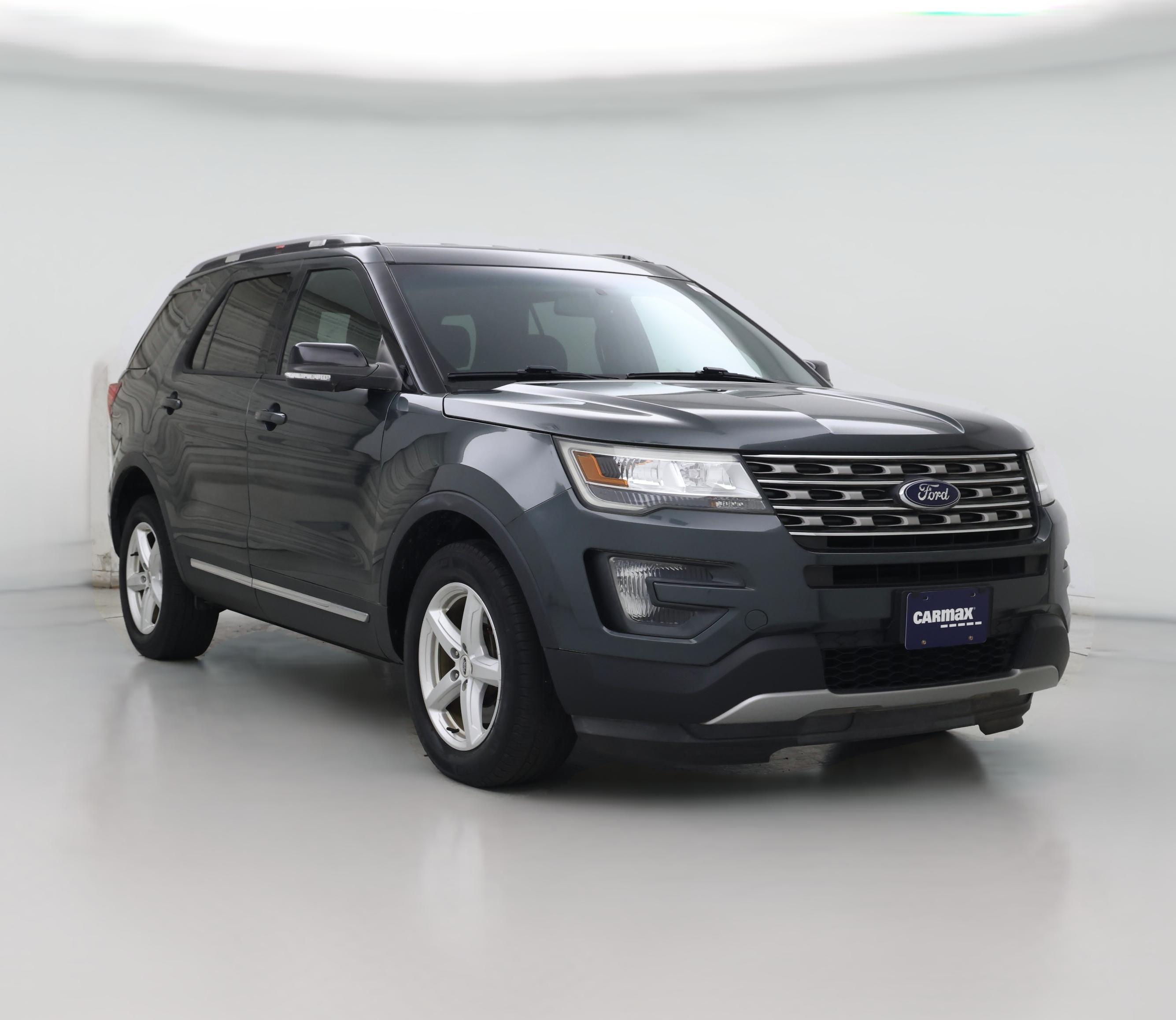 Thumbnail: 2016 Ford Explorer - 1