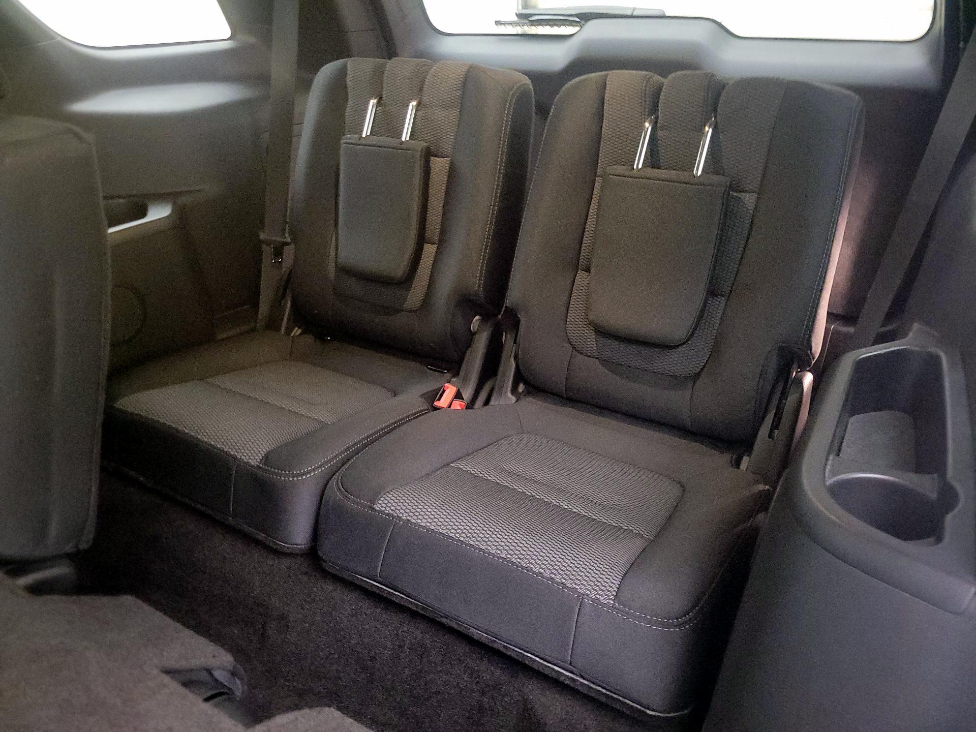 Thumbnail: 2016 Ford Explorer - 20