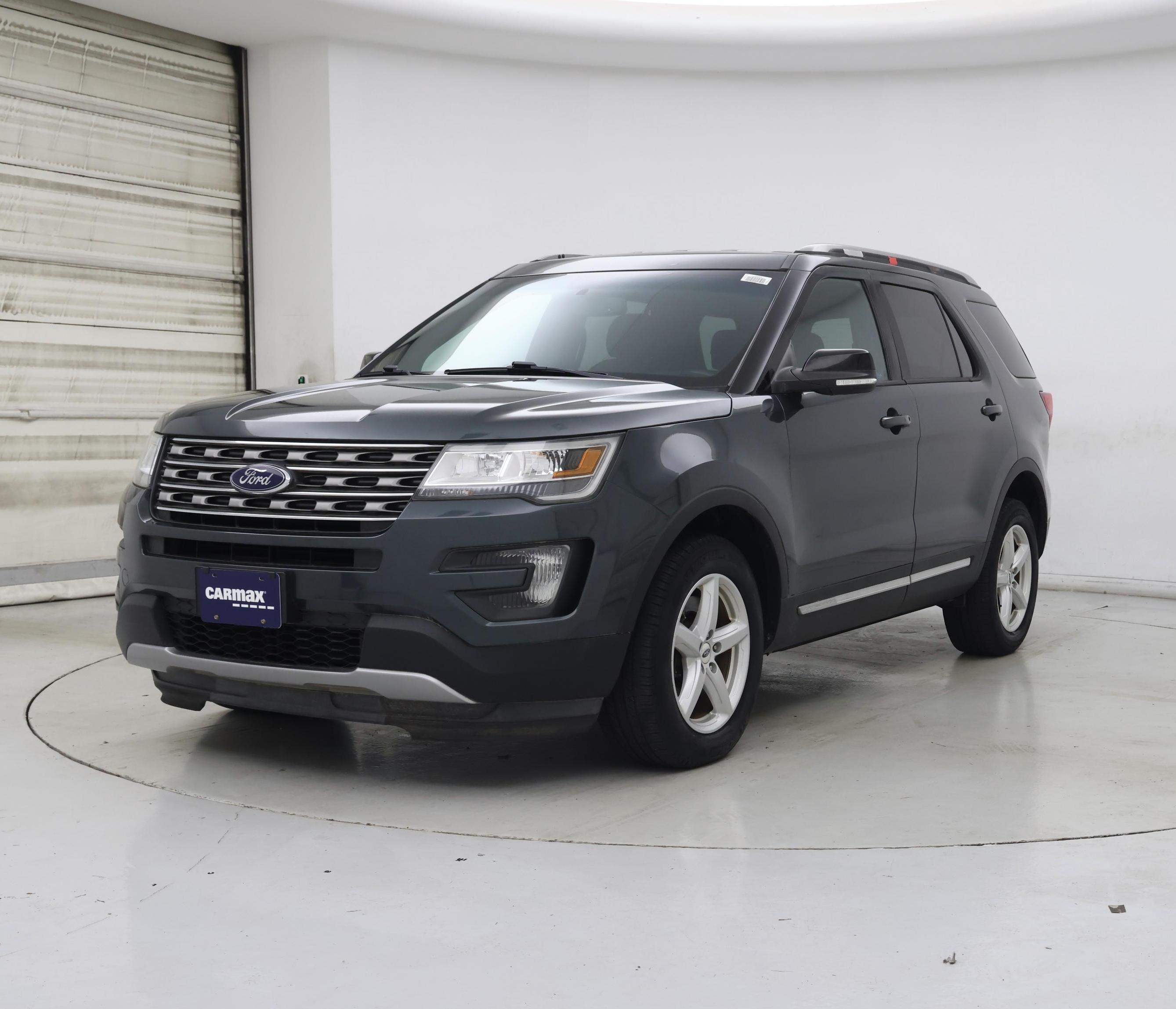 Thumbnail: 2016 Ford Explorer - 4