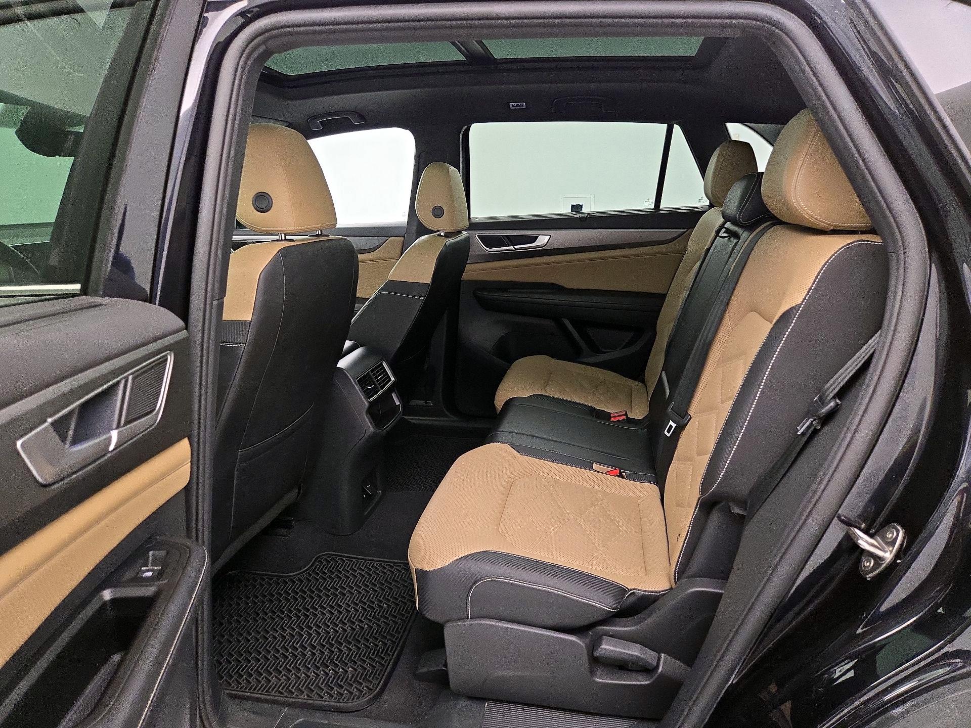 Thumbnail: 2024 Volkswagen Atlas - 20