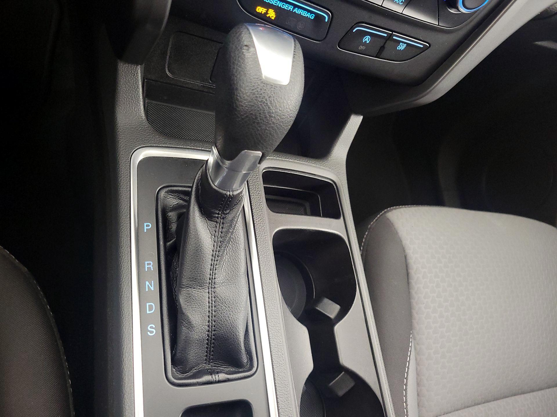 Thumbnail: 2017 Ford Escape - 17