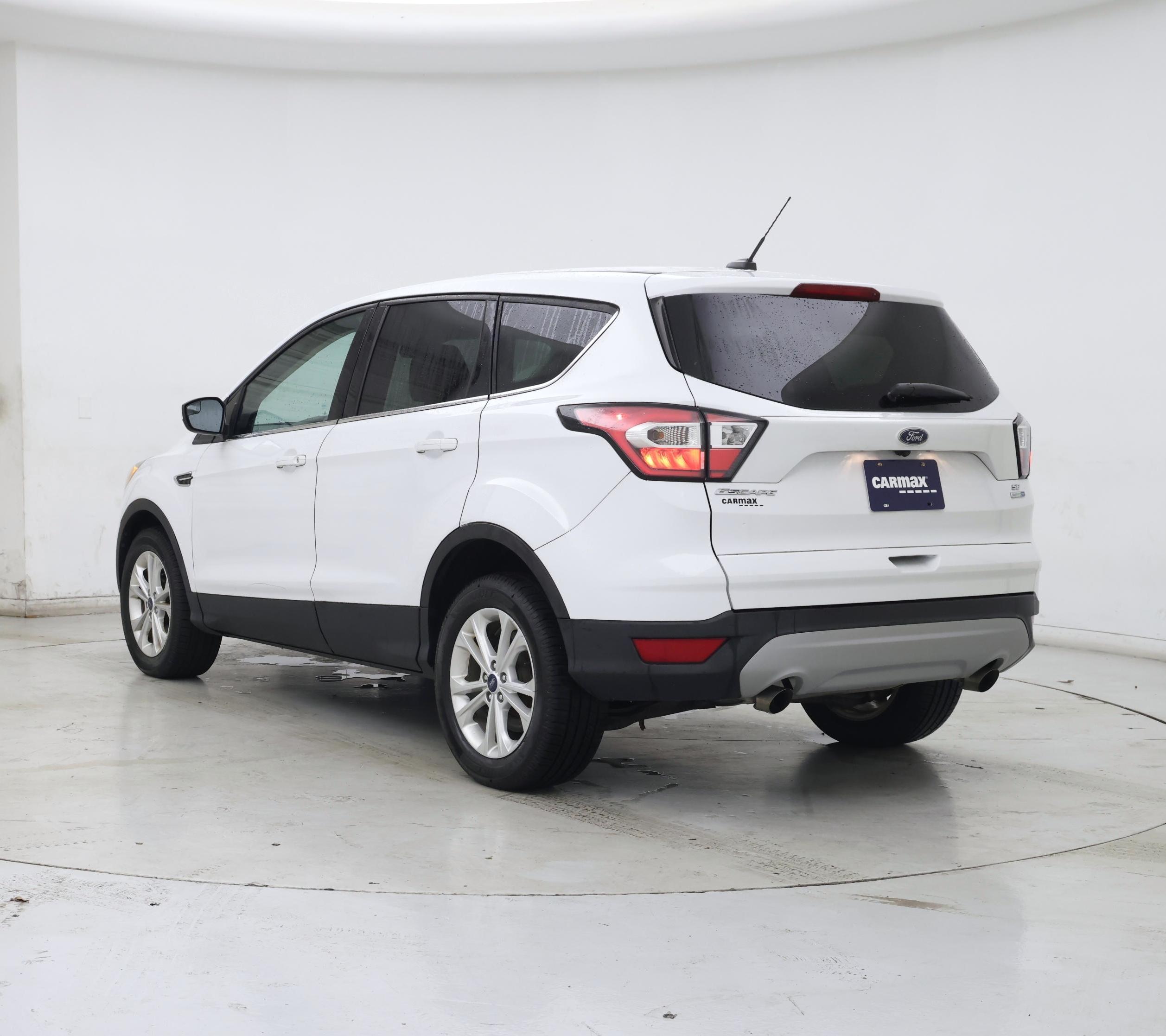 Thumbnail: 2017 Ford Escape - 2