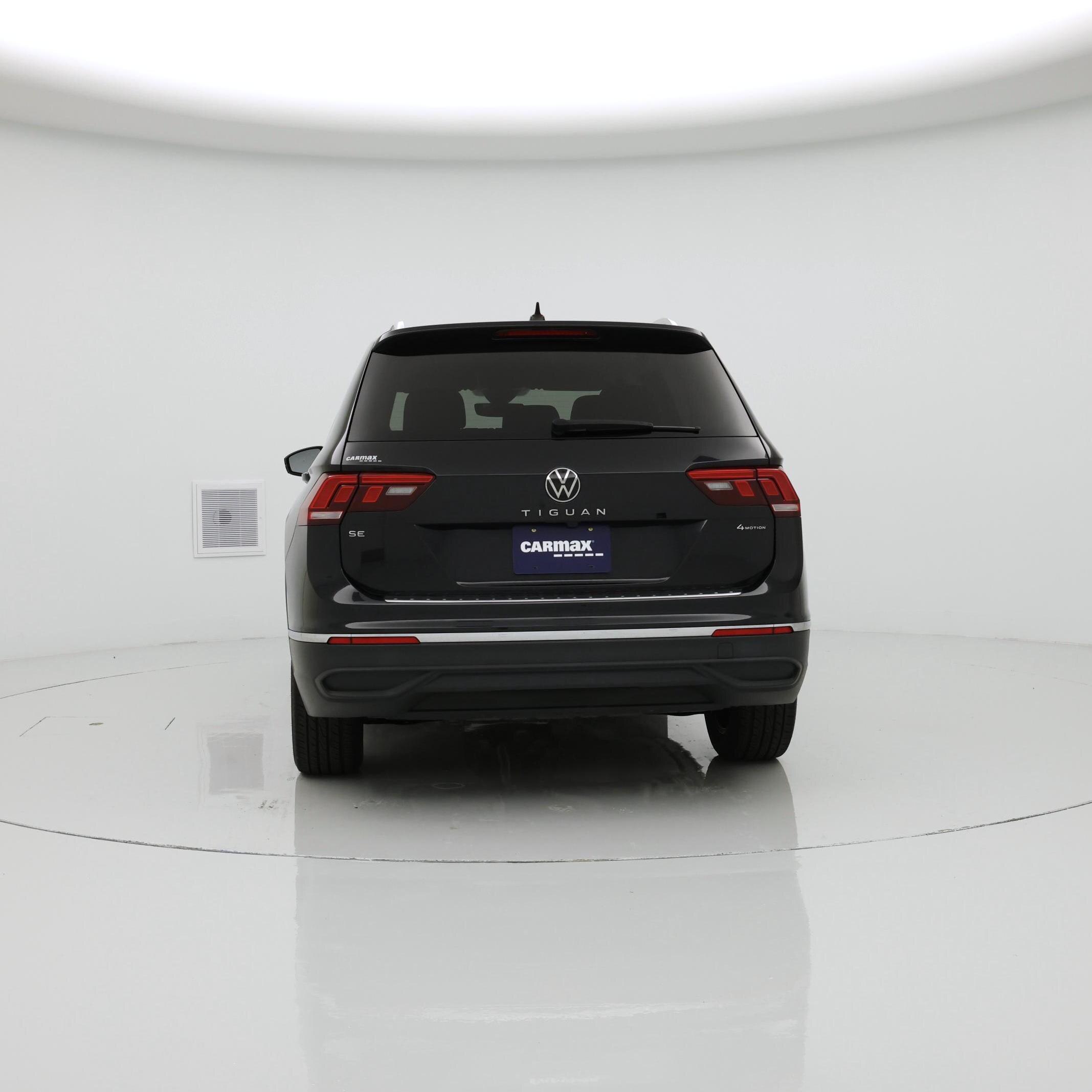 Thumbnail: 2023 Volkswagen Tiguan - 6