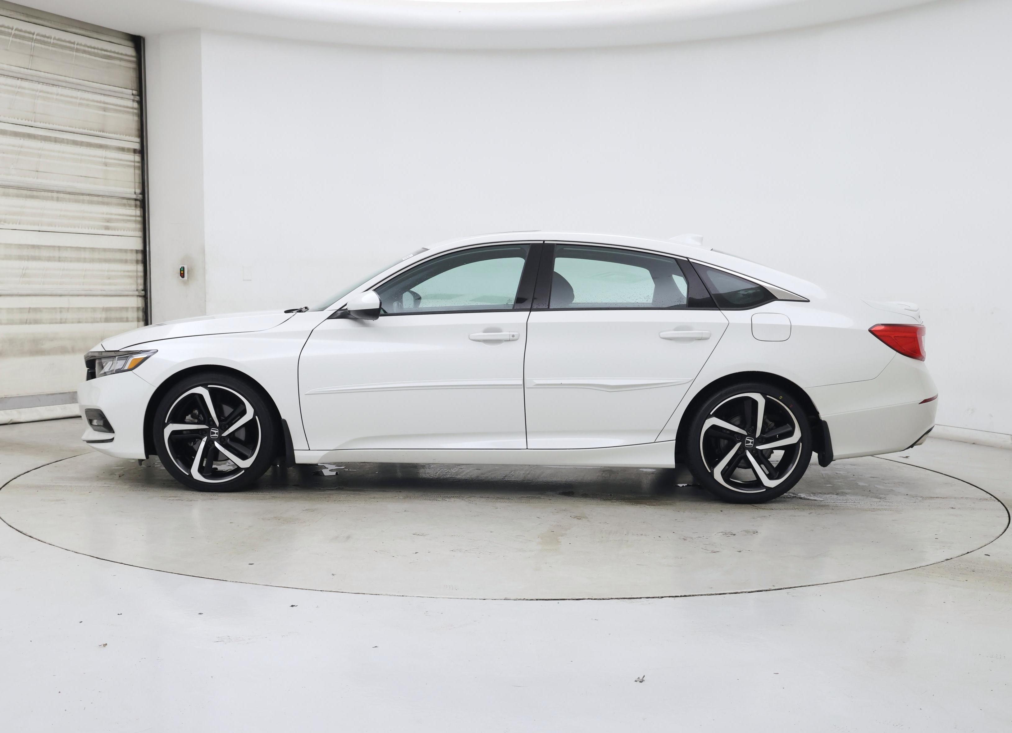 Thumbnail: 2018 Honda Accord - 3