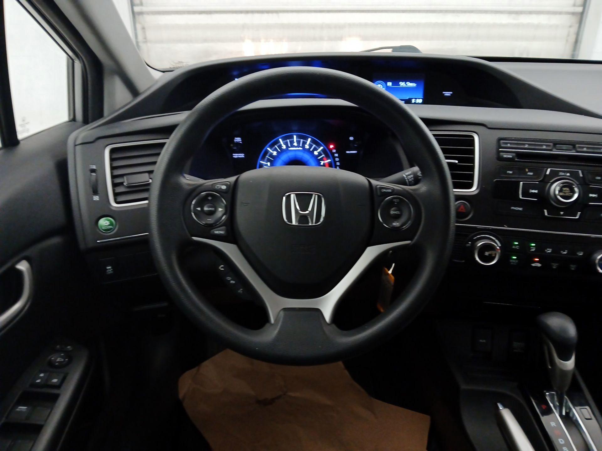 Thumbnail: 2015 Honda Civic - 10