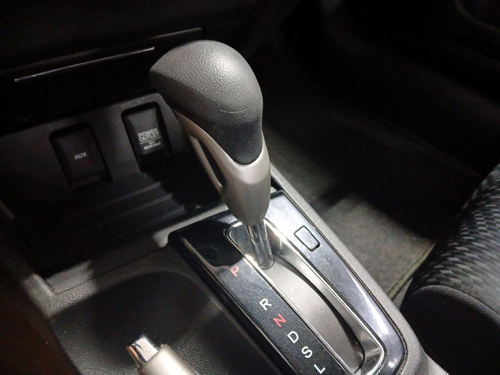 Thumbnail: 2015 Honda Civic - 17