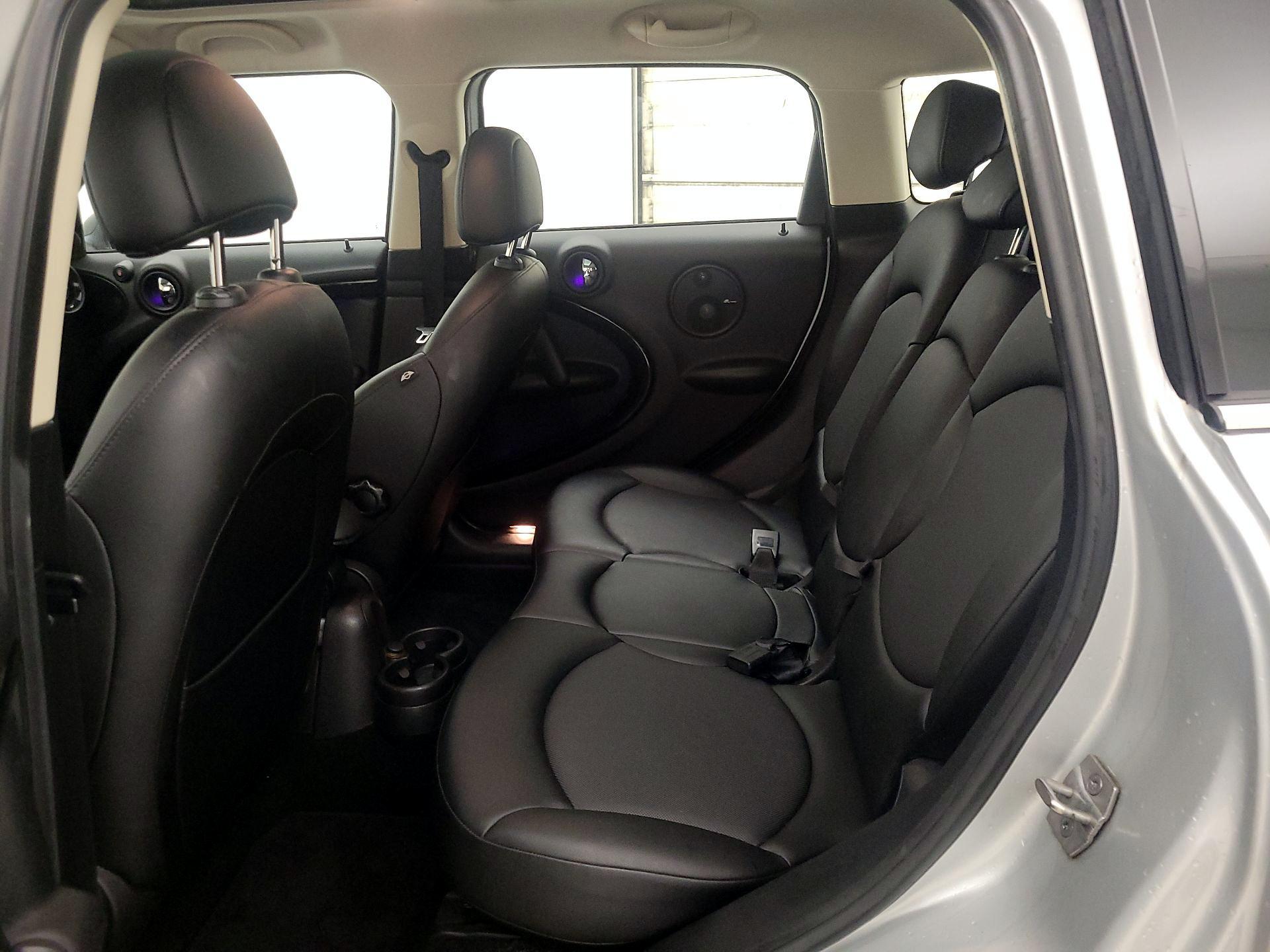 Thumbnail: 2015 MINI Cooper Countryman - 18