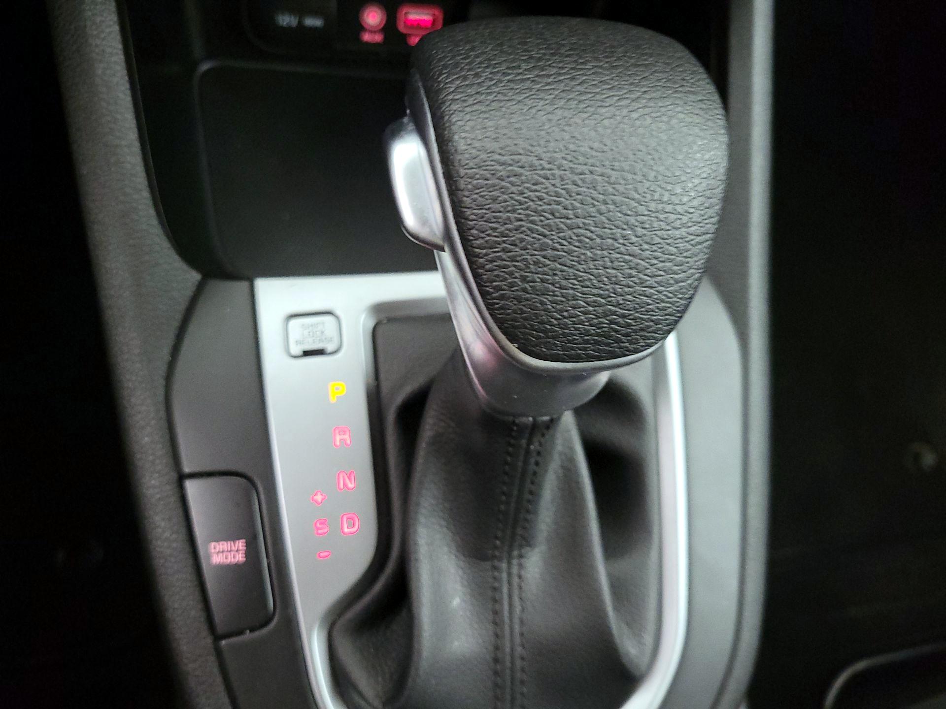 Thumbnail: 2019 Kia Forte - 15