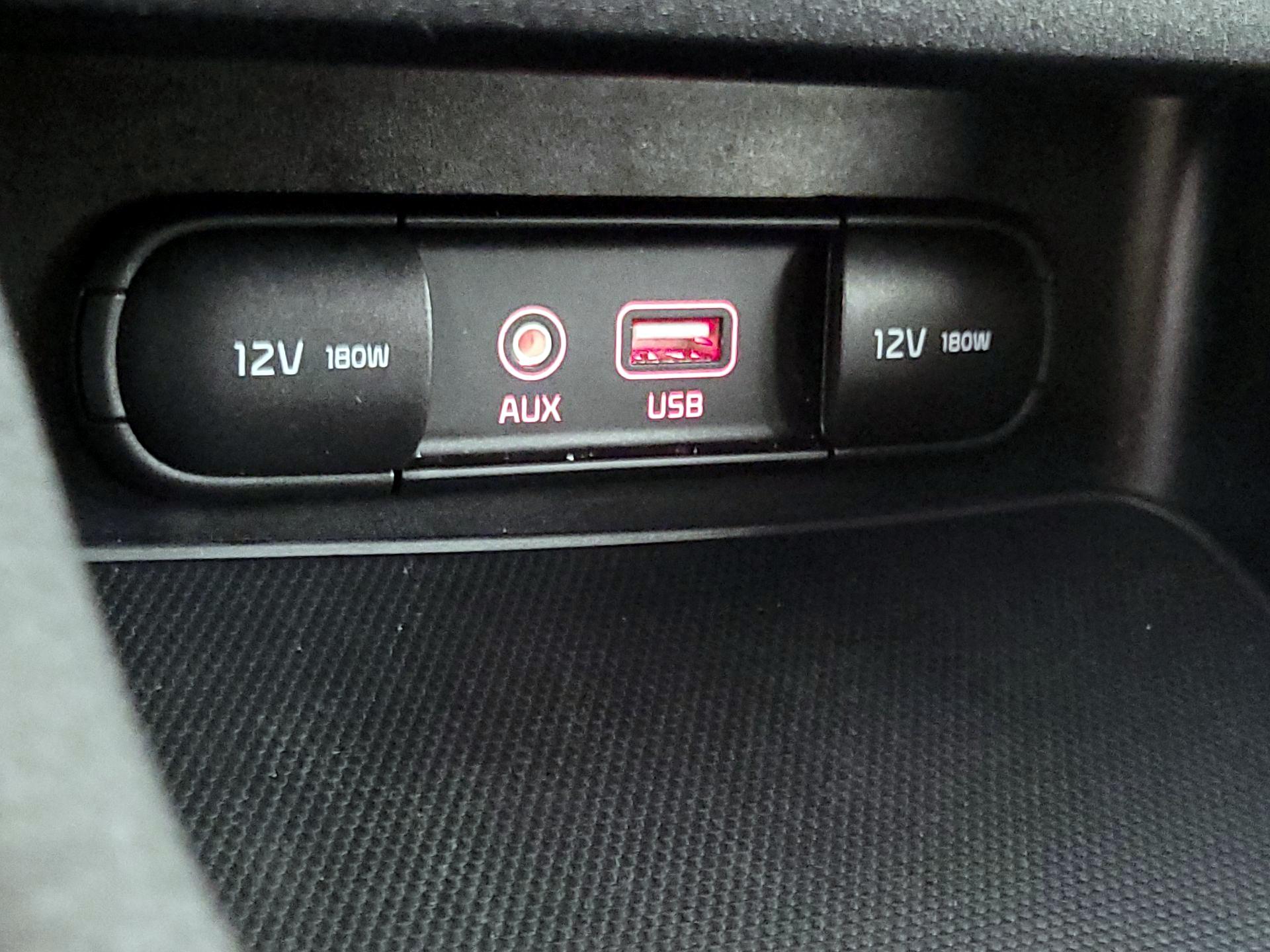 Thumbnail: 2019 Kia Forte - 16