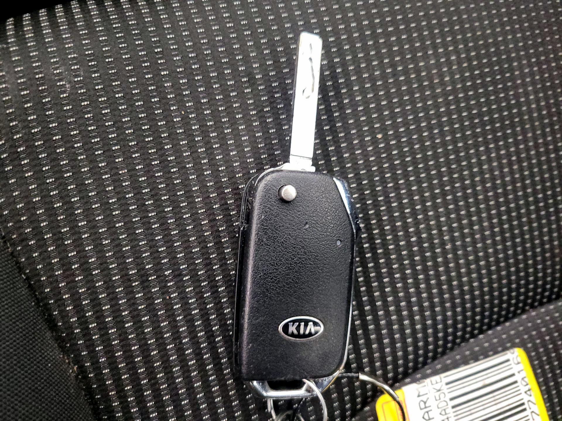 Thumbnail: 2019 Kia Forte - 20