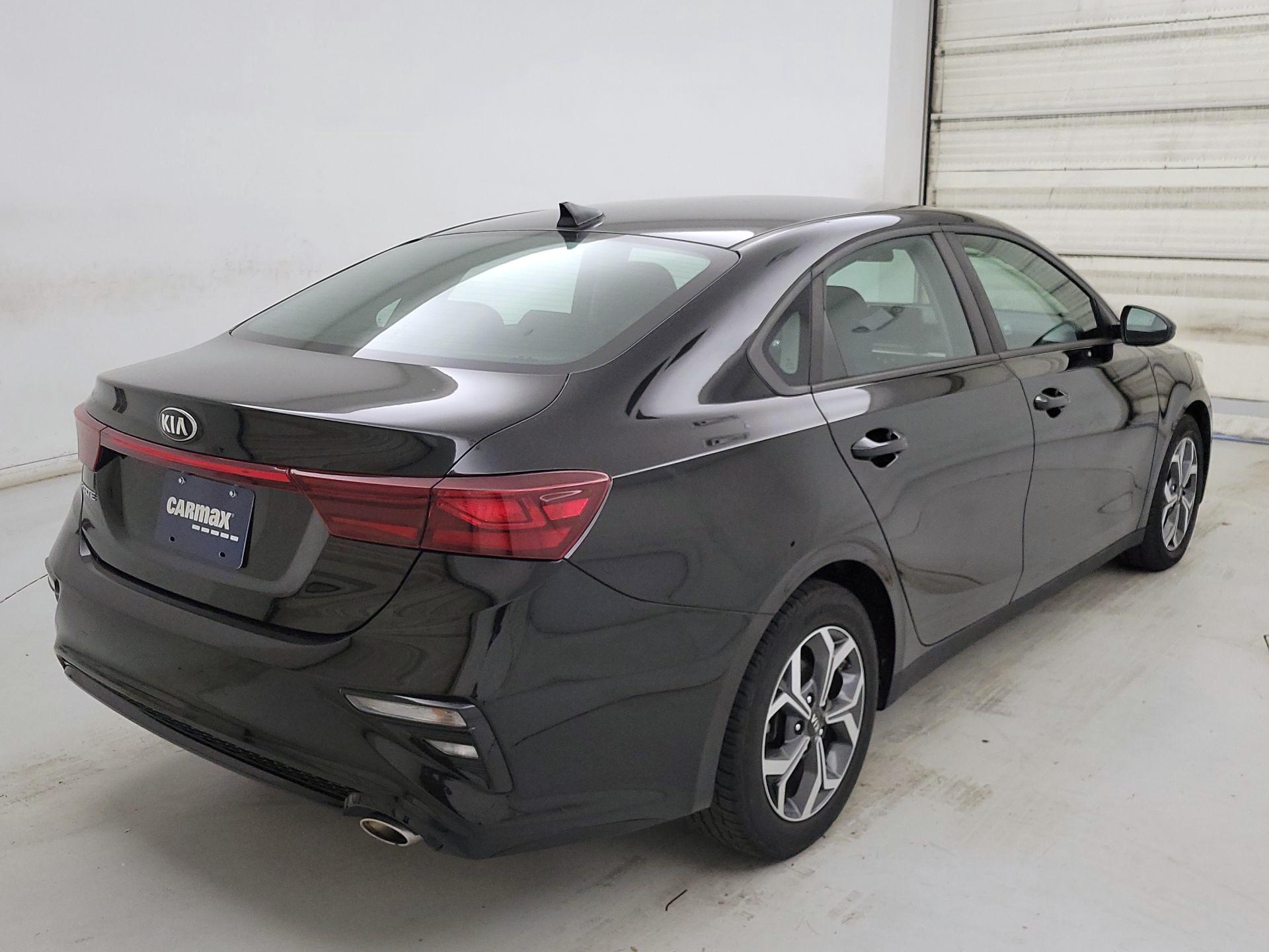 Thumbnail: 2019 Kia Forte - 5