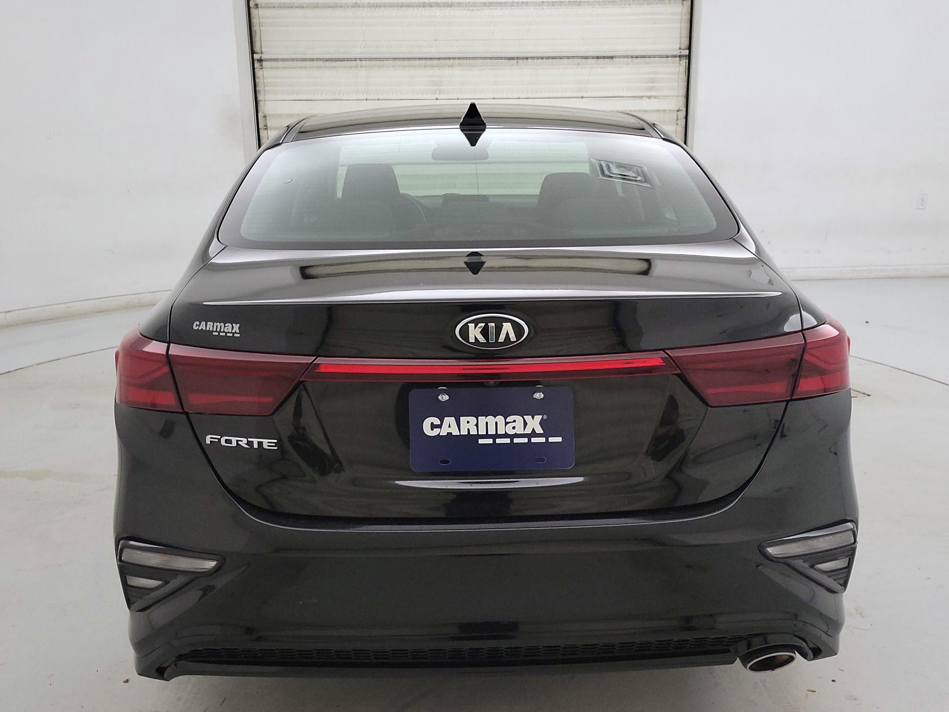 Thumbnail: 2019 Kia Forte - 6