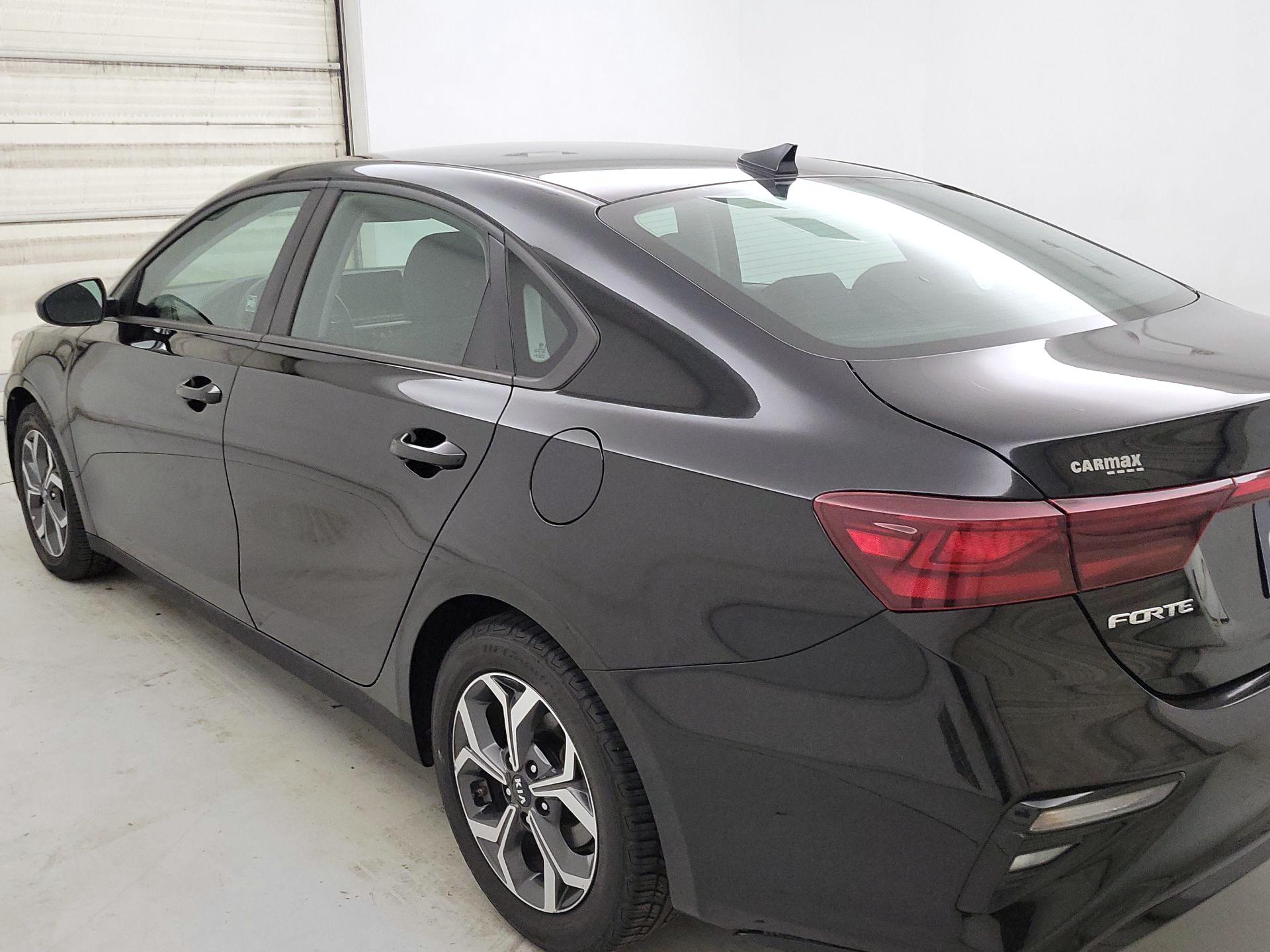 Thumbnail: 2019 Kia Forte - 7