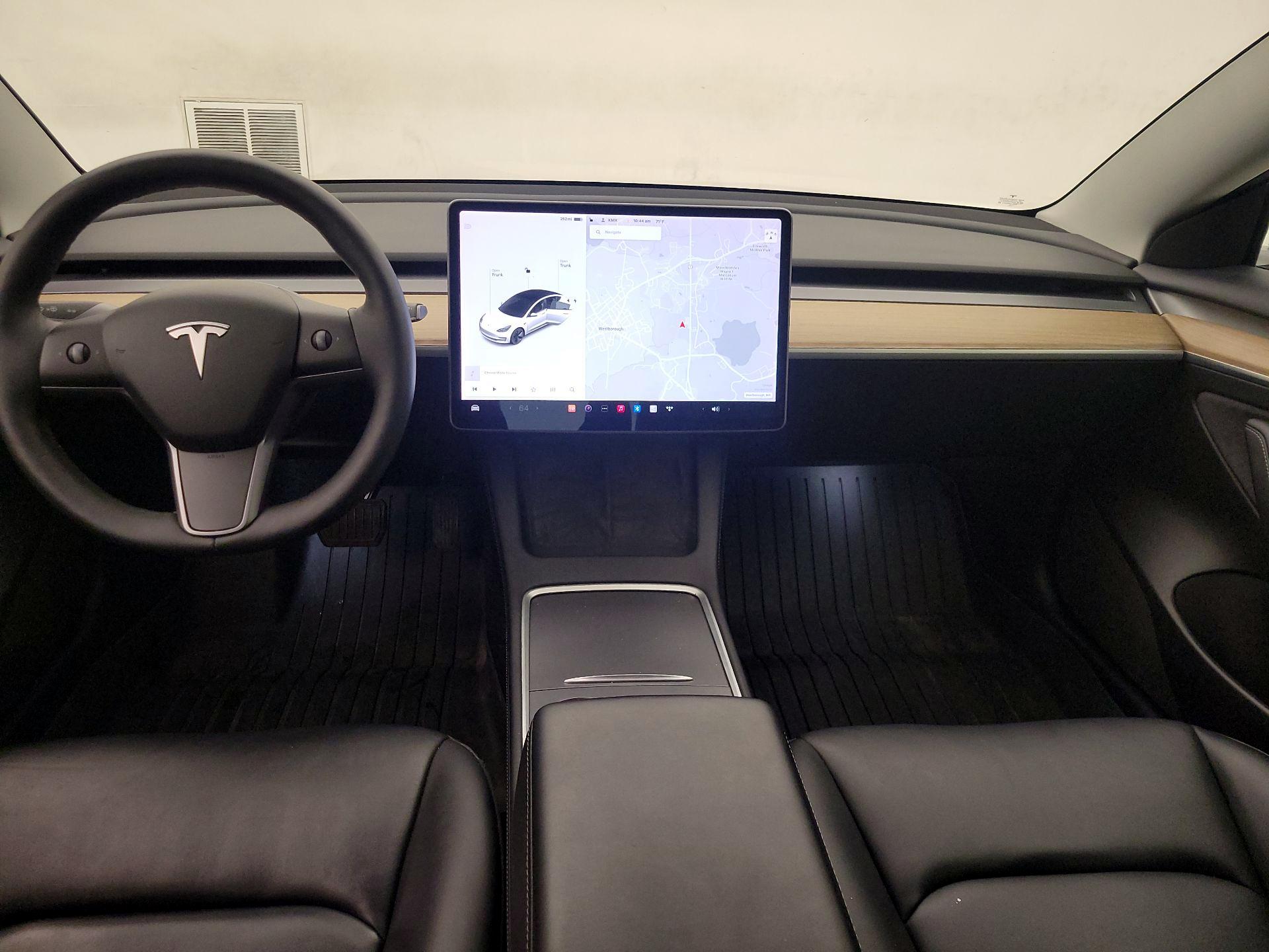 Thumbnail: 2021 Tesla Model 3 - 9