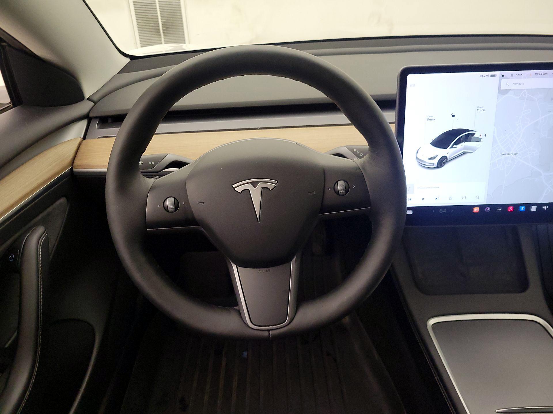 Thumbnail: 2021 Tesla Model 3 - 10